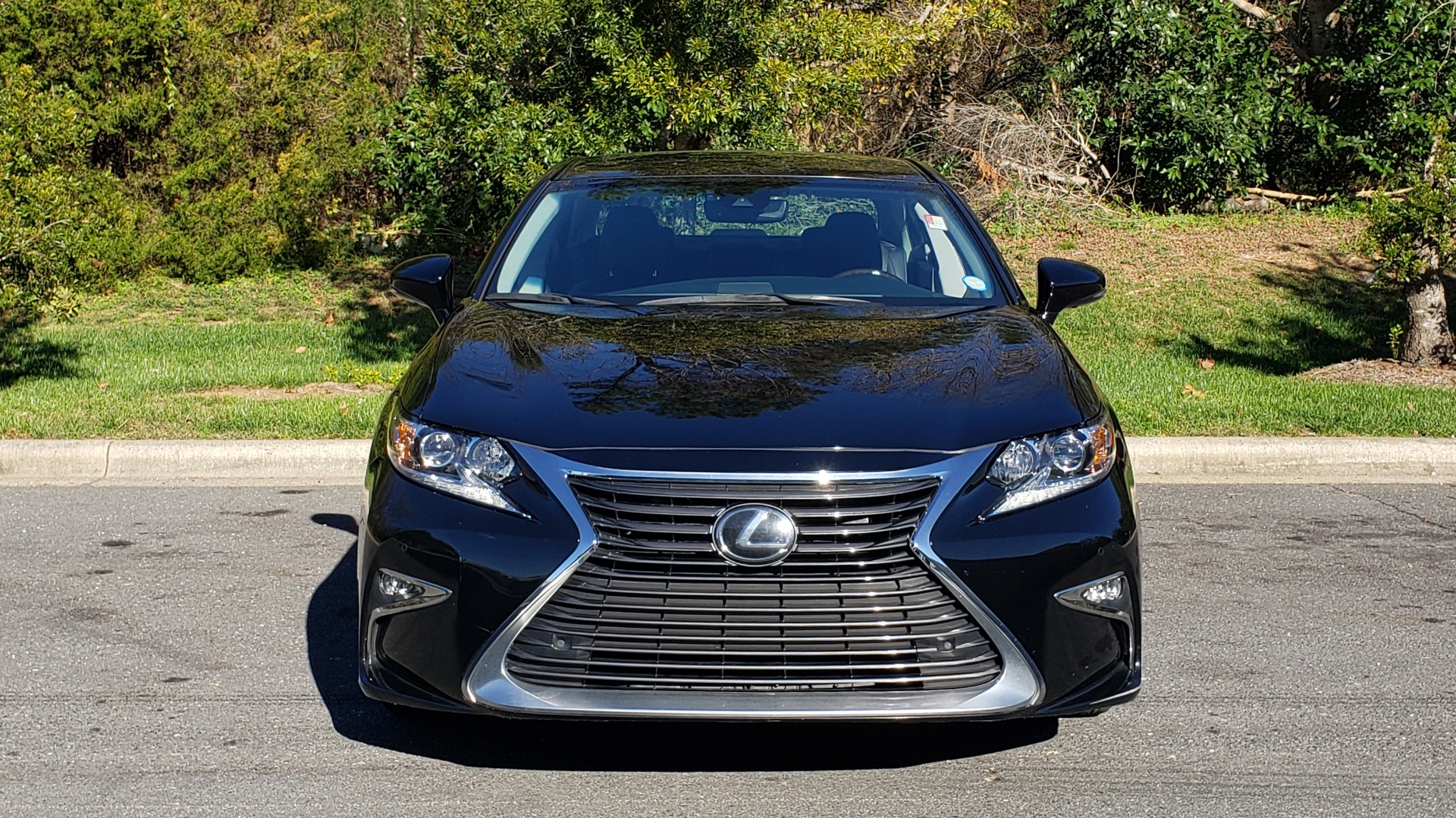 Used 2017 Lexus ES 350 PREMIUM / NAV / SUNROOF / BSM / VENT STS / REARVIEW for sale Sold at Formula Imports in Charlotte NC 28227 14