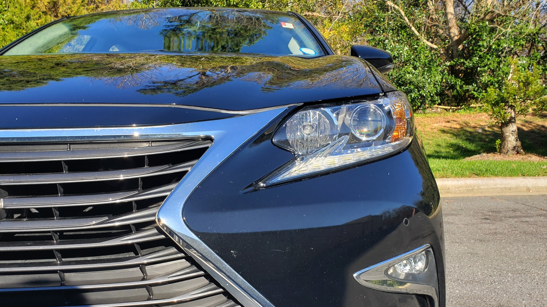 Used 2017 Lexus ES 350 PREMIUM / NAV / SUNROOF / BSM / VENT STS / REARVIEW for sale Sold at Formula Imports in Charlotte NC 28227 16