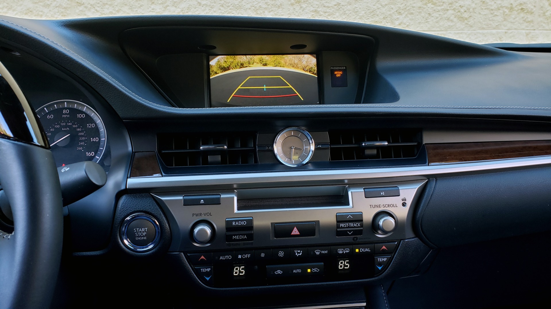 Used 2017 Lexus ES 350 PREMIUM / NAV / SUNROOF / BSM / VENT STS / REARVIEW for sale Sold at Formula Imports in Charlotte NC 28227 40
