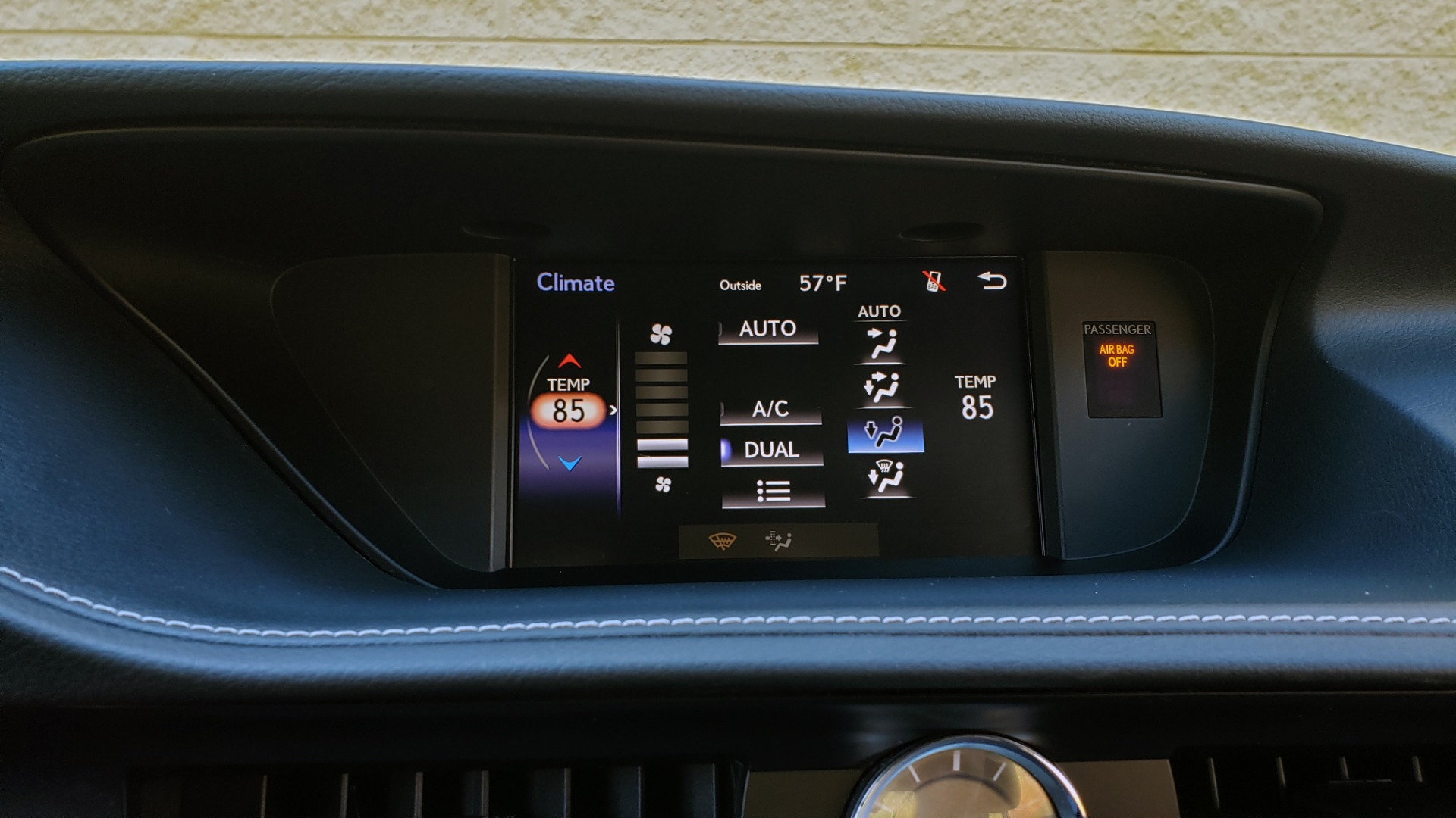 Used 2017 Lexus ES 350 PREMIUM / NAV / SUNROOF / BSM / VENT STS / REARVIEW for sale Sold at Formula Imports in Charlotte NC 28227 42