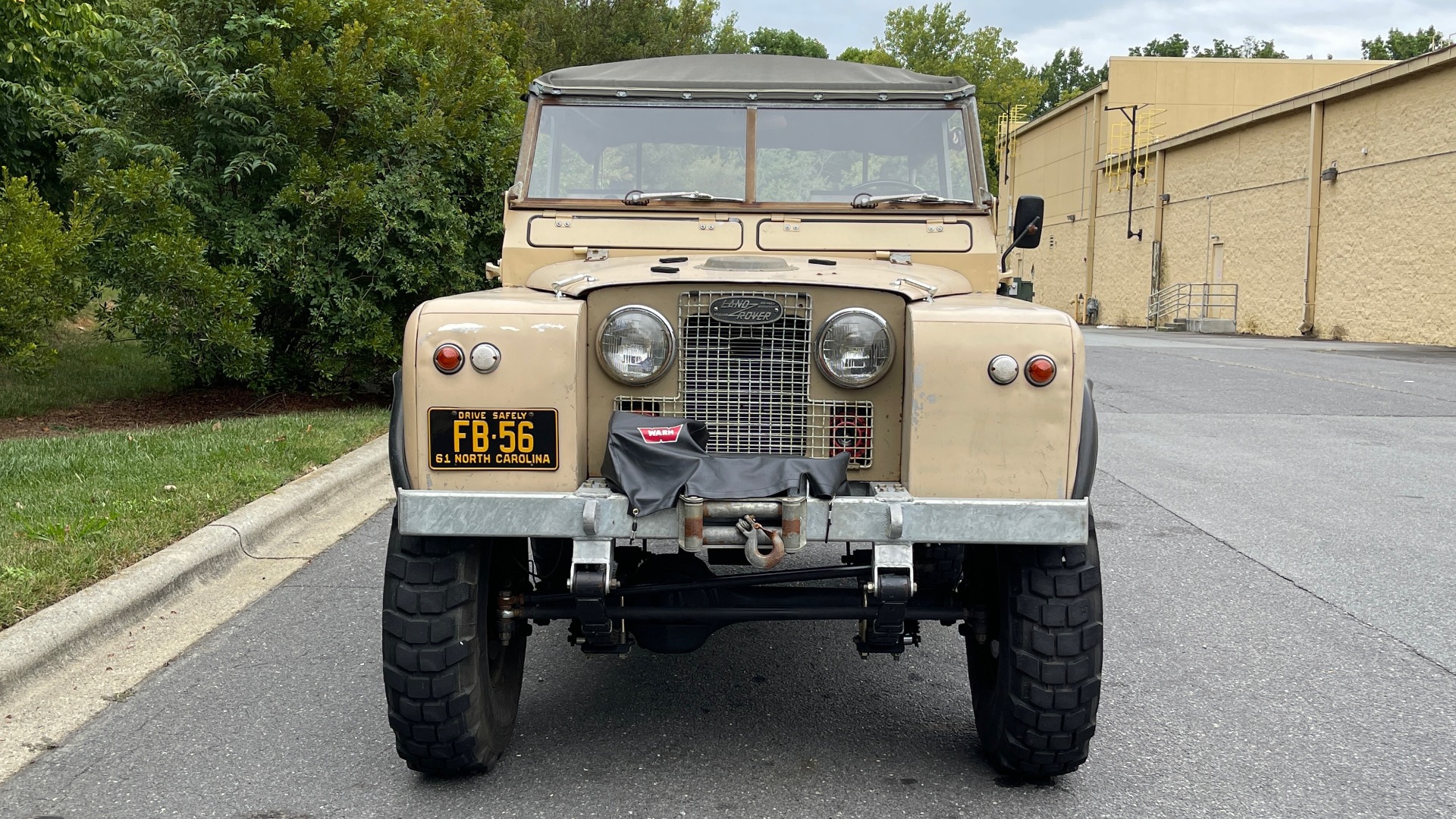 Used 1960 Land Rover 88 SERIES II VORTEC 4.8L V8 / 4X4 / 4-SPEED MANUAL / LIFTED / SOFT-TOP for sale $40,995 at Formula Imports in Charlotte NC 28227 12