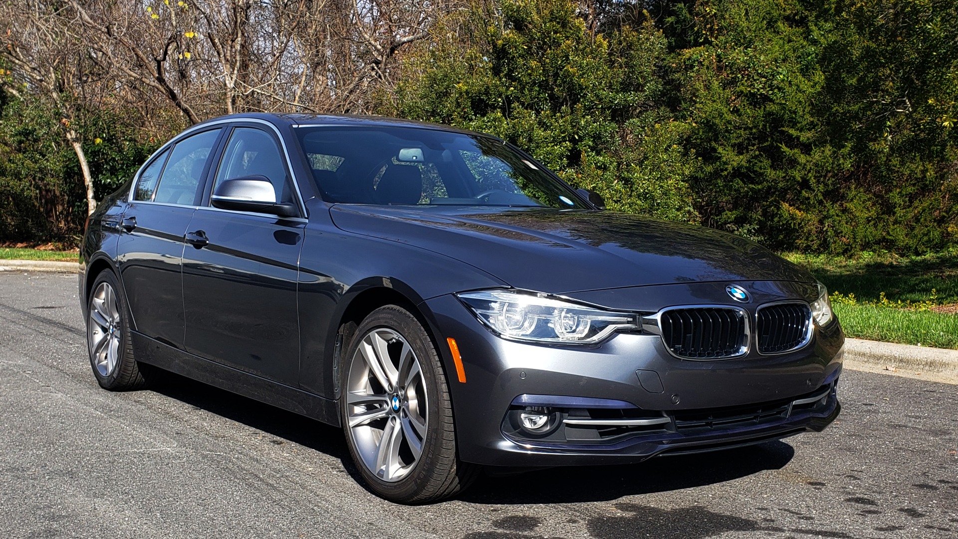 Used 2017 BMW 3 SERIES 330I PREMIUM / DRVR ASST / NAV / SUNROOF / HTD STS / REARVIEW for sale Sold at Formula Imports in Charlotte NC 28227 4