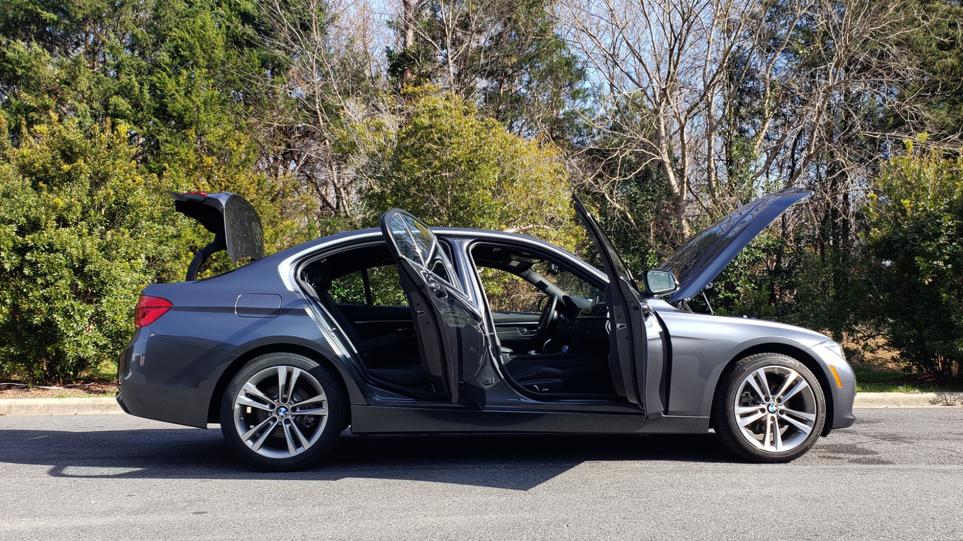 Used 2017 BMW 3 SERIES 330I PREMIUM / DRVR ASST / NAV / SUNROOF / HTD STS / REARVIEW for sale Sold at Formula Imports in Charlotte NC 28227 8