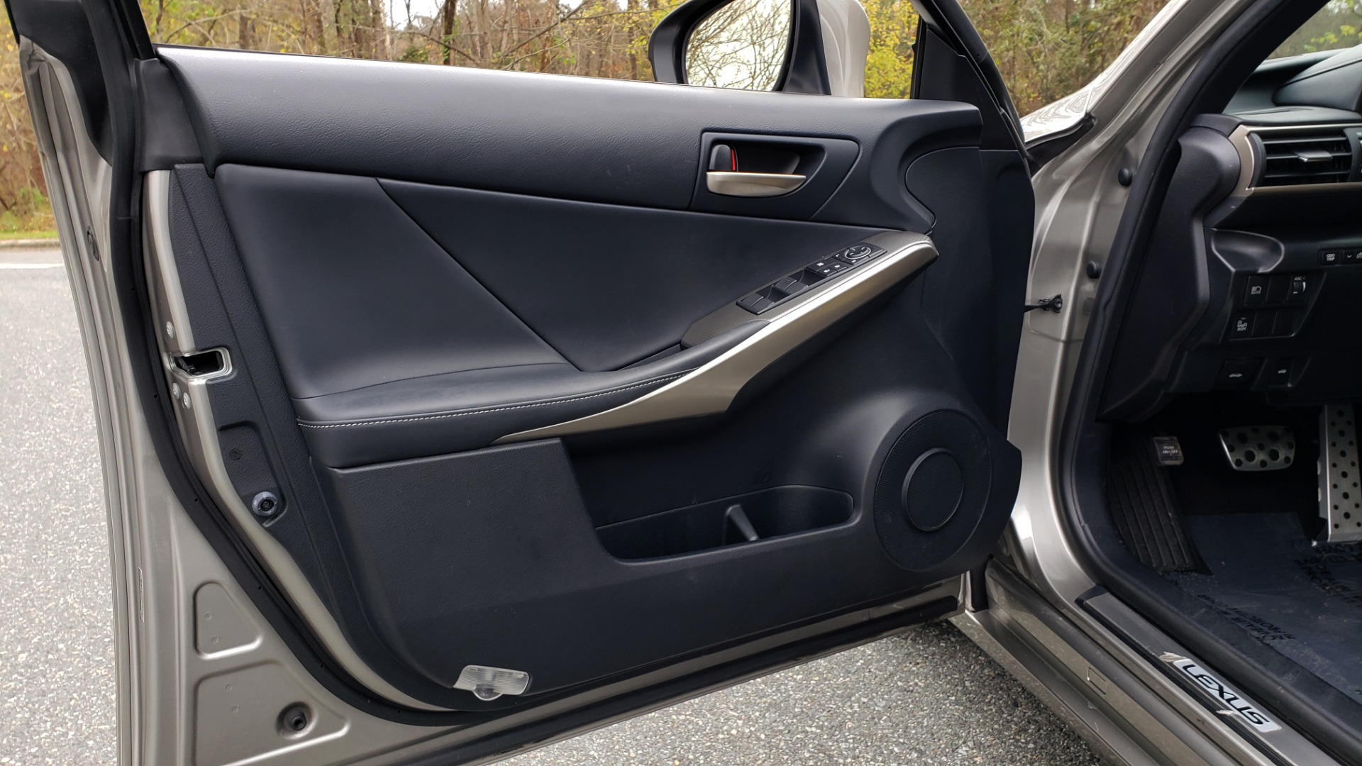 Used 2017 Lexus IS 200 TURBO F-SPORT / BSM / SUNROOF / VENT SEATS / REARVIEW for sale Sold at Formula Imports in Charlotte NC 28227 35