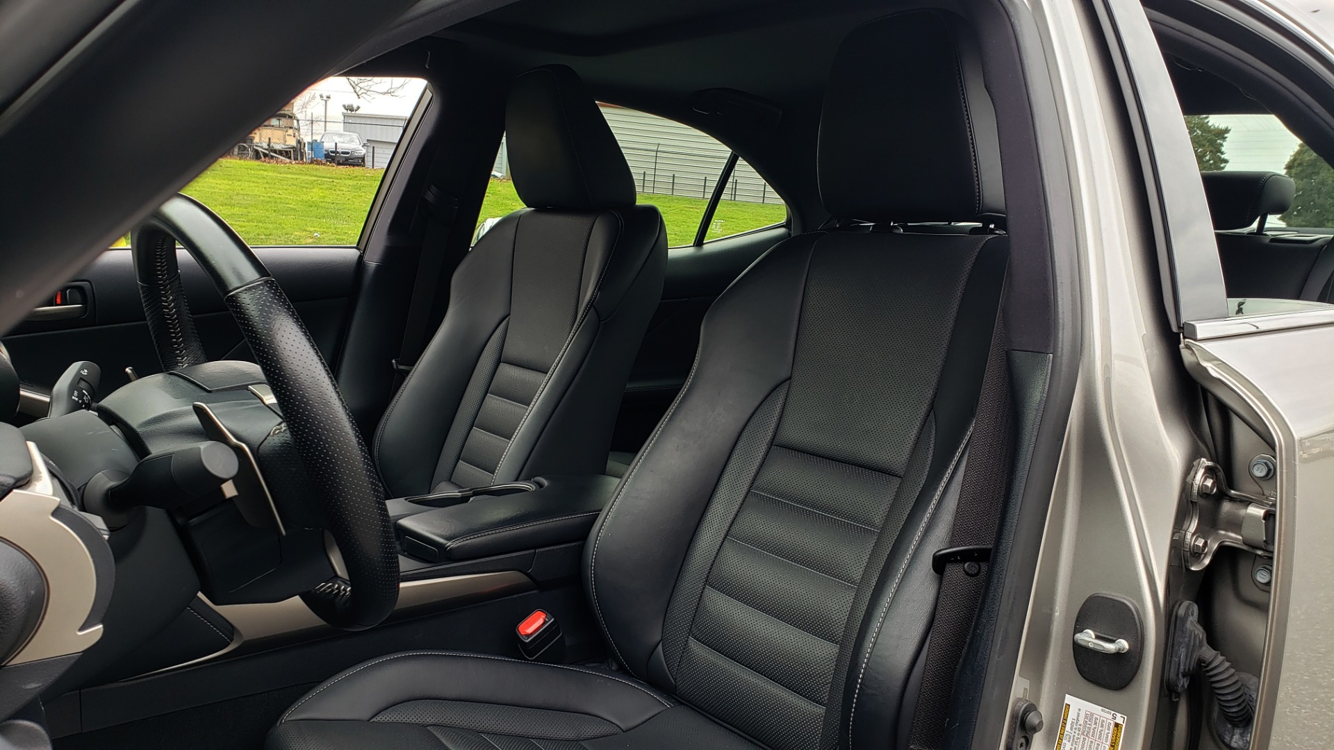 Used 2017 Lexus IS 200 TURBO F-SPORT / BSM / SUNROOF / VENT SEATS / REARVIEW for sale Sold at Formula Imports in Charlotte NC 28227 39