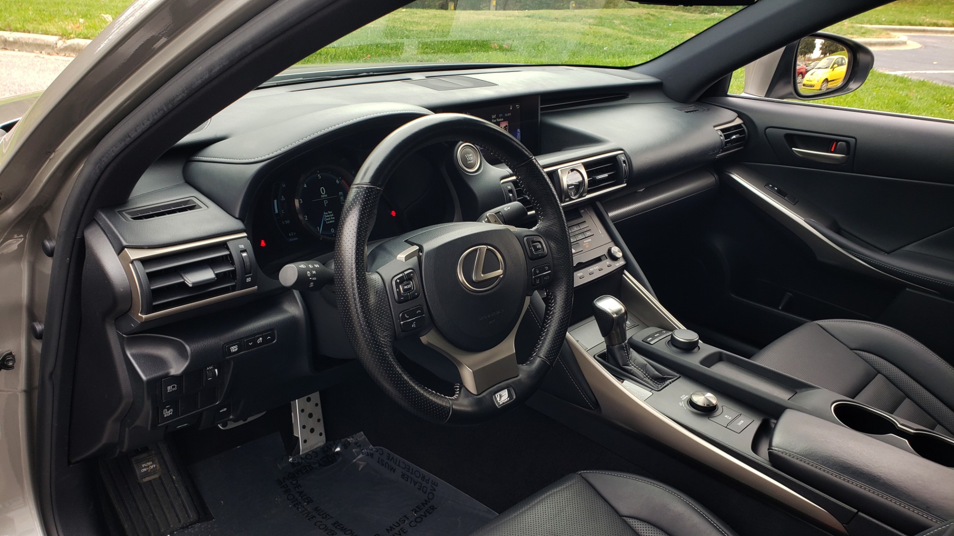 Used 2017 Lexus IS 200 TURBO F-SPORT / BSM / SUNROOF / VENT SEATS / REARVIEW for sale Sold at Formula Imports in Charlotte NC 28227 40