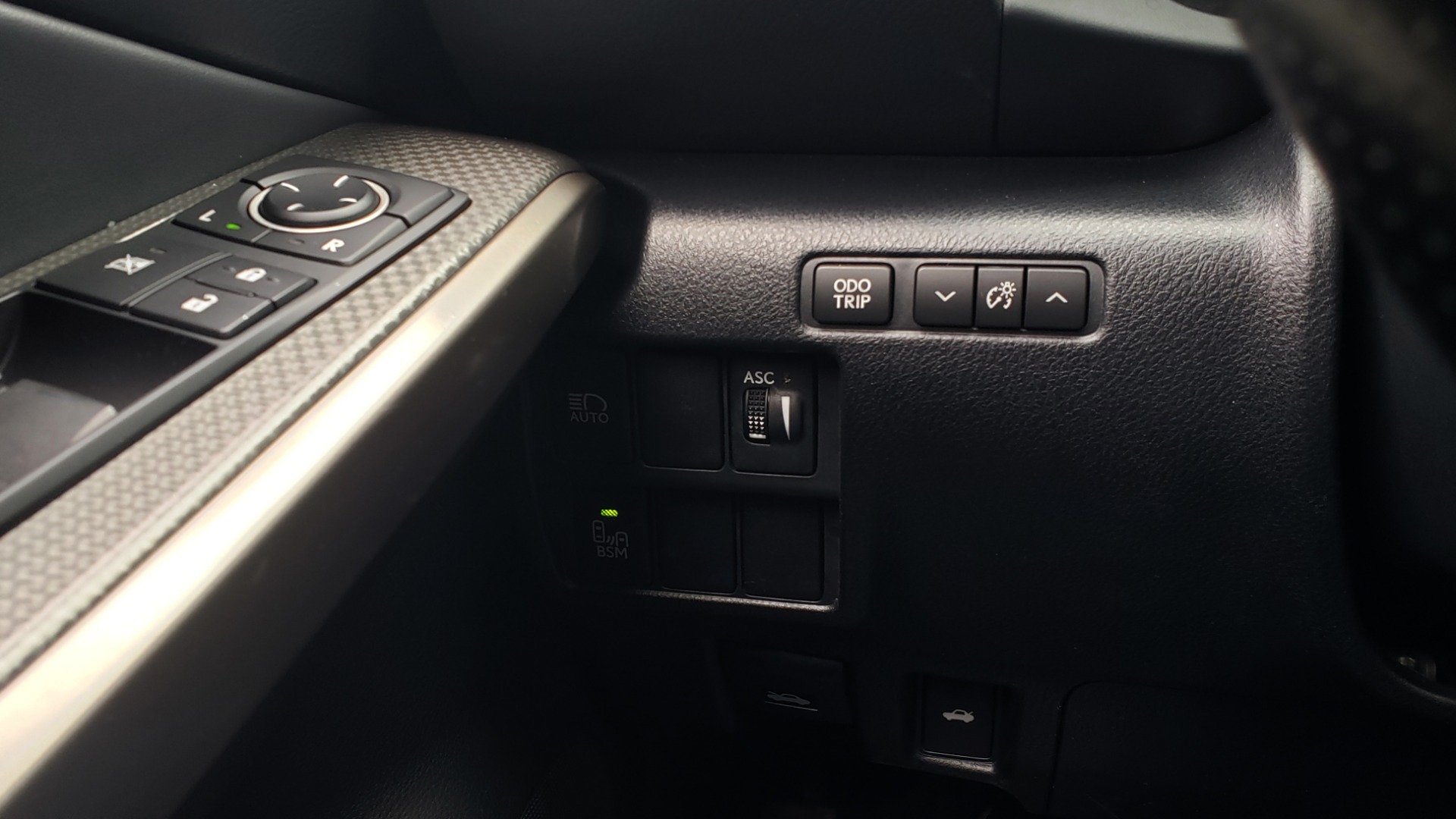 Used 2017 Lexus IS 200 TURBO F-SPORT / BSM / SUNROOF / VENT SEATS / REARVIEW for sale Sold at Formula Imports in Charlotte NC 28227 43