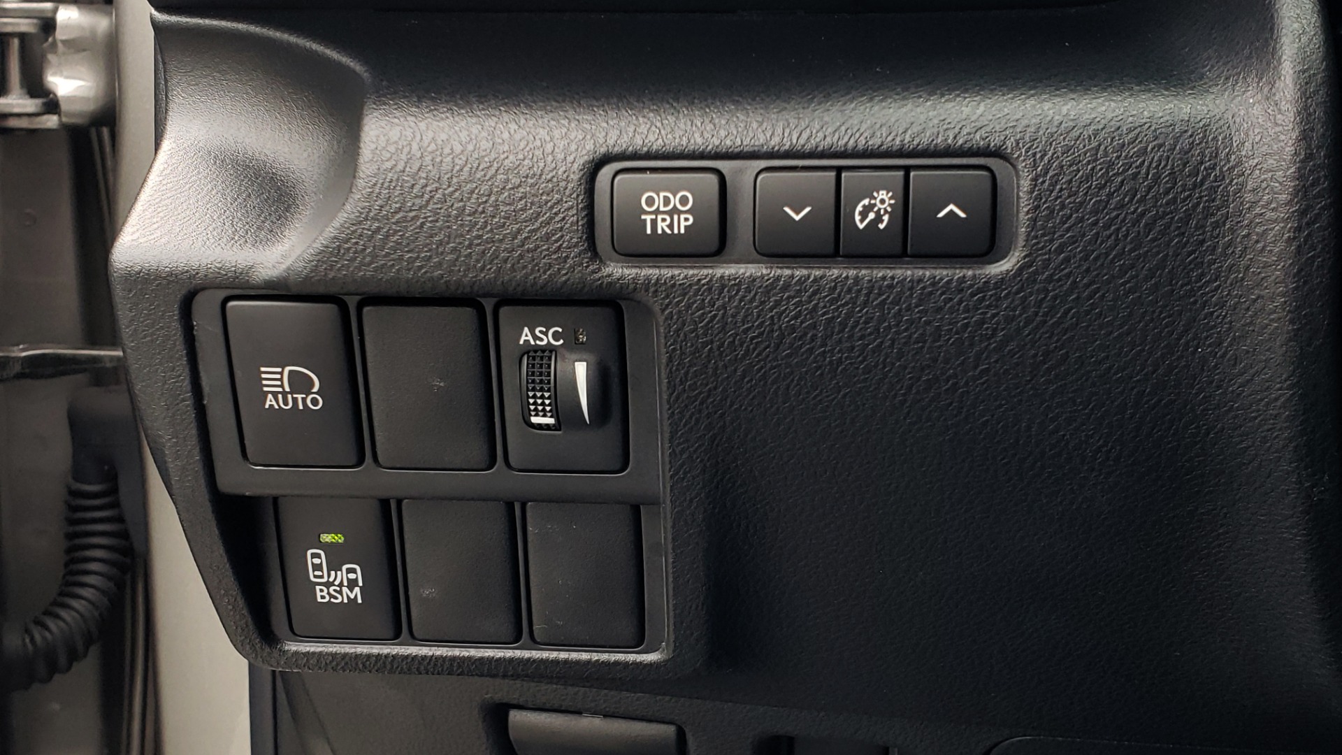 Used 2017 Lexus IS 200 TURBO F-SPORT / BSM / SUNROOF / VENT SEATS / REARVIEW for sale Sold at Formula Imports in Charlotte NC 28227 44