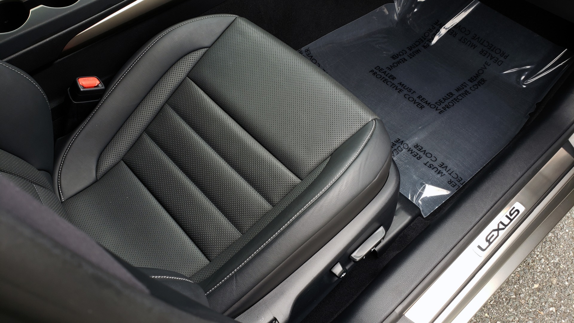 Used 2017 Lexus IS 200 TURBO F-SPORT / BSM / SUNROOF / VENT SEATS / REARVIEW for sale Sold at Formula Imports in Charlotte NC 28227 68