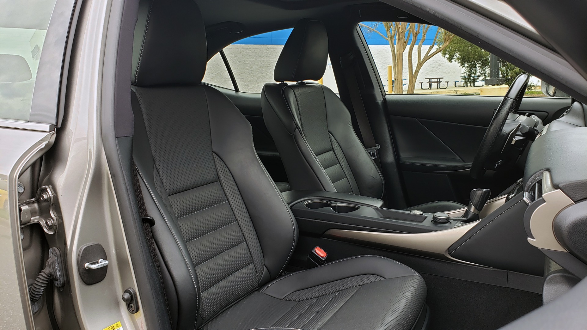 Used 2017 Lexus IS 200 TURBO F-SPORT / BSM / SUNROOF / VENT SEATS / REARVIEW for sale Sold at Formula Imports in Charlotte NC 28227 70