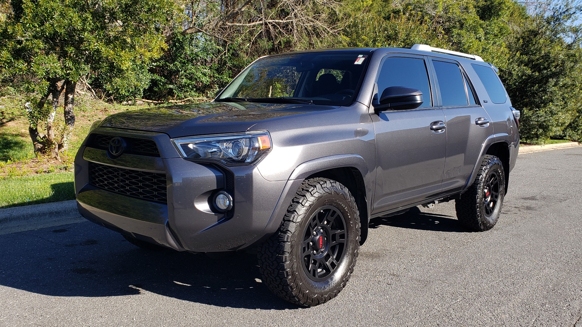 Used 2016 Toyota 4RUNNER SR5 4X2 V6 / NAV / ENTUNE PREM AUDIO / REARVIEW for sale Sold at Formula Imports in Charlotte NC 28227 3