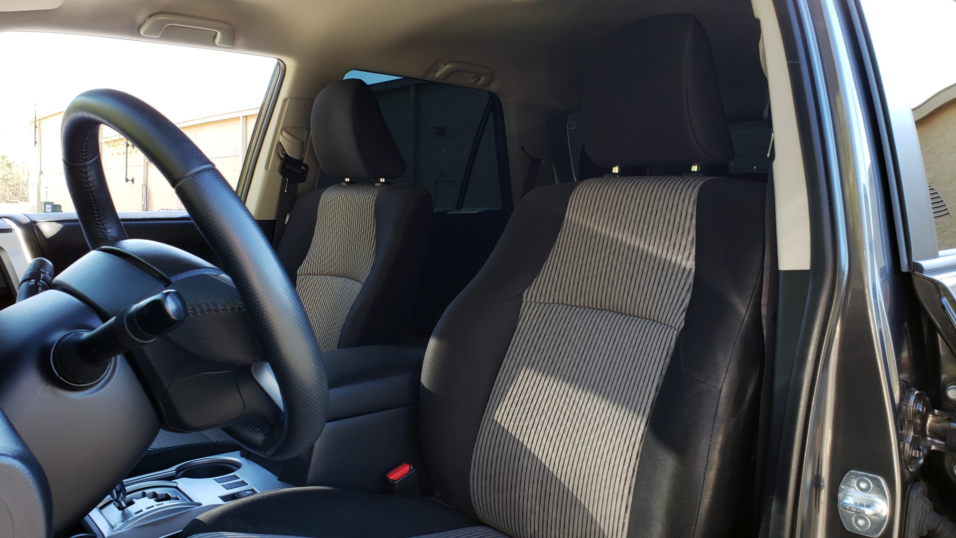 Used 2016 Toyota 4RUNNER SR5 4X2 V6 / NAV / ENTUNE PREM AUDIO / REARVIEW for sale Sold at Formula Imports in Charlotte NC 28227 35