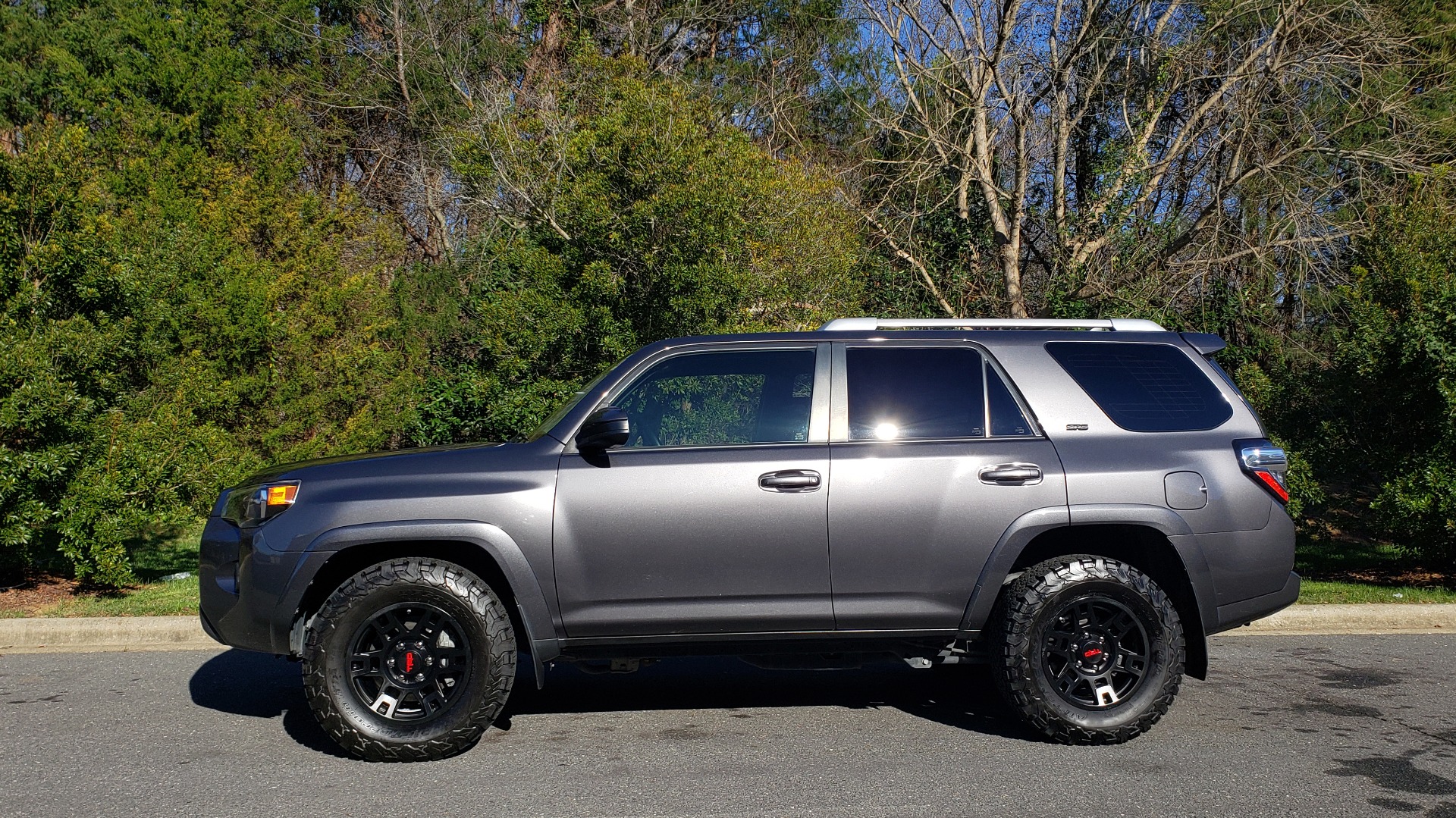 Used 2016 Toyota 4RUNNER SR5 4X2 V6 / NAV / ENTUNE PREM AUDIO / REARVIEW for sale Sold at Formula Imports in Charlotte NC 28227 4