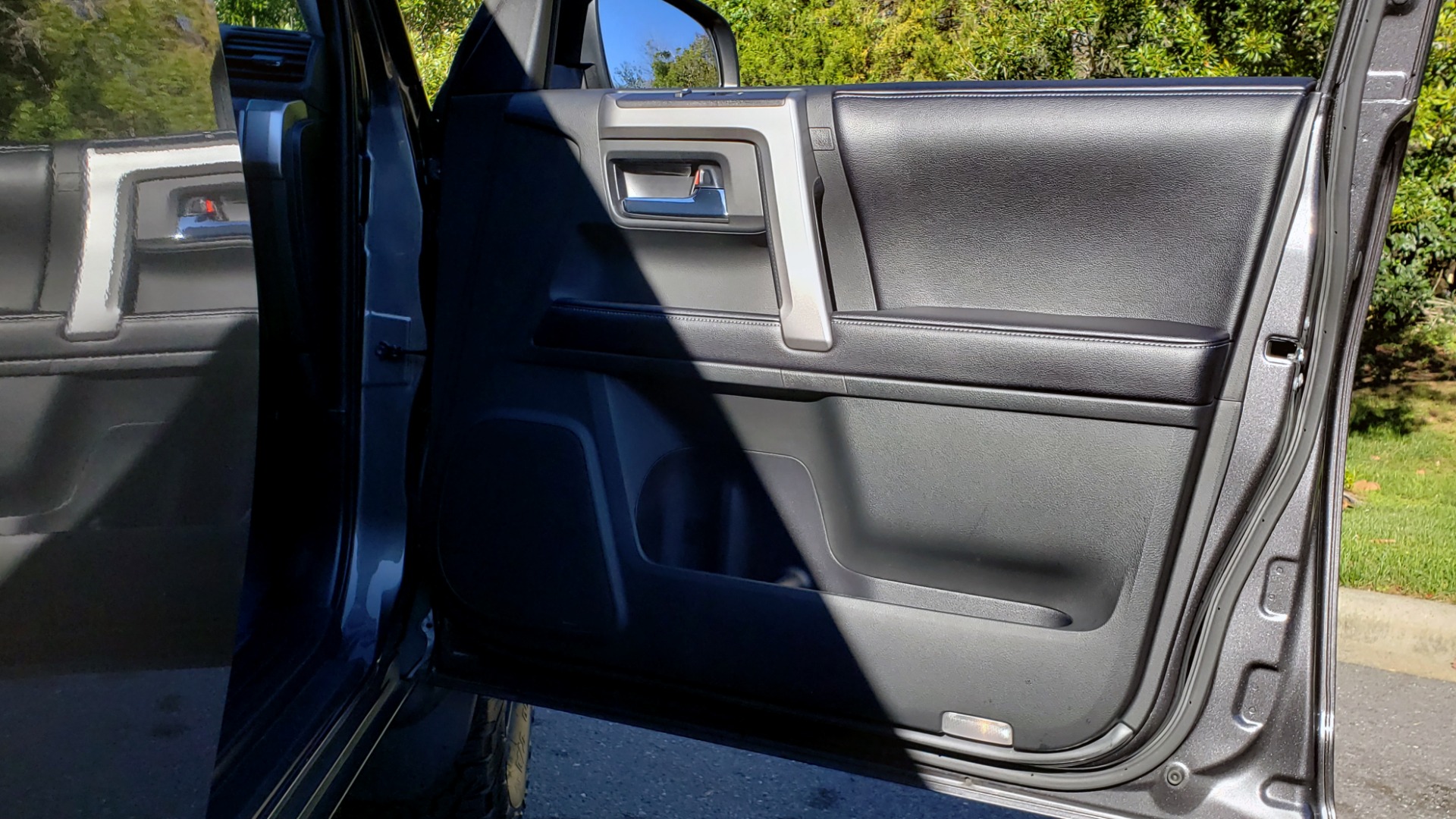 Used 2016 Toyota 4RUNNER SR5 4X2 V6 / NAV / ENTUNE PREM AUDIO / REARVIEW for sale Sold at Formula Imports in Charlotte NC 28227 58