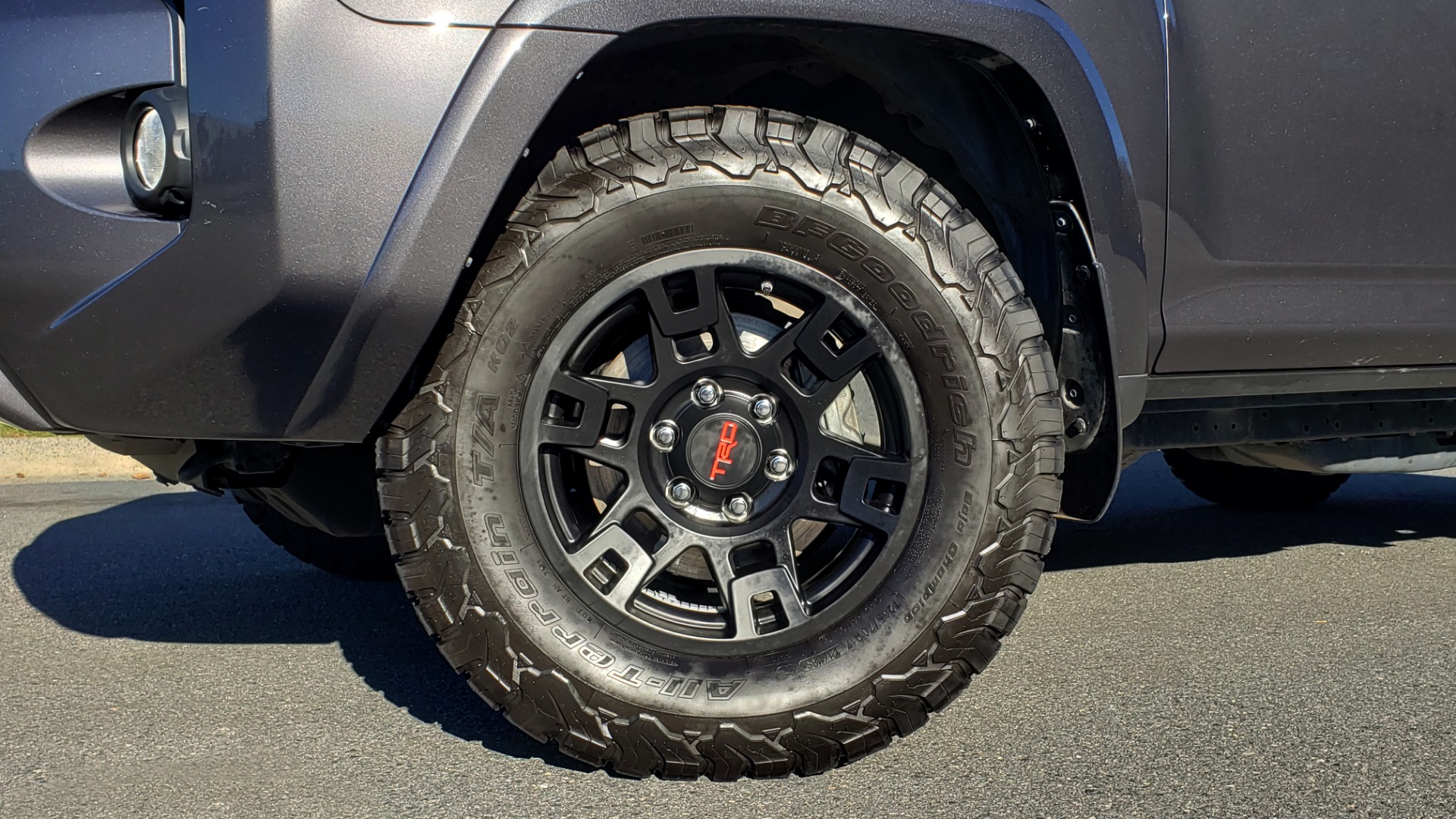 Used 2016 Toyota 4RUNNER SR5 4X2 V6 / NAV / ENTUNE PREM AUDIO / REARVIEW for sale Sold at Formula Imports in Charlotte NC 28227 9