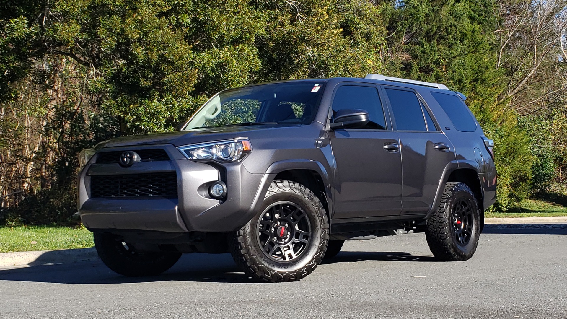 Used 2016 Toyota 4RUNNER SR5 4X2 V6 / NAV / ENTUNE PREM AUDIO / REARVIEW for sale Sold at Formula Imports in Charlotte NC 28227 1