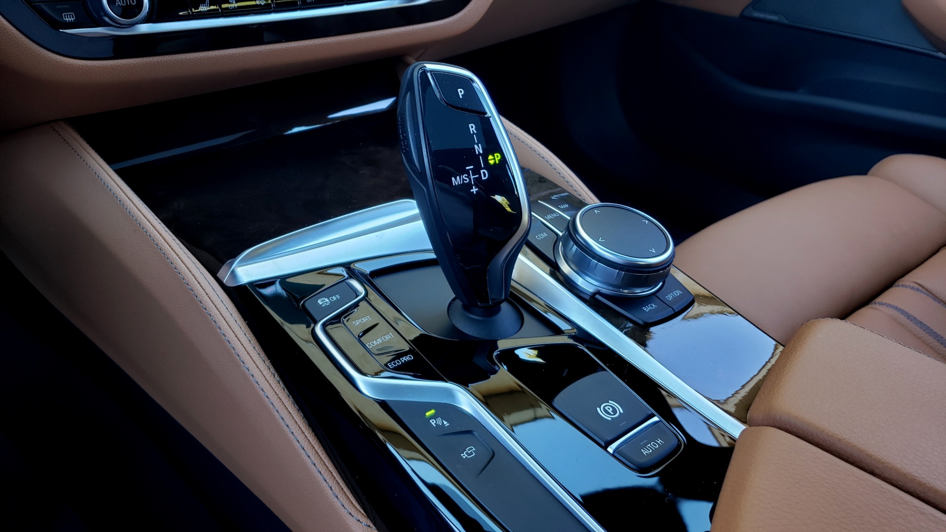 Used 2018 BMW 5 SERIES 540I M-SPORT / DRVR ASST / EXEC PKG / NAV / SUNROOF / HUD / REARVIEW for sale Sold at Formula Imports in Charlotte NC 28227 51