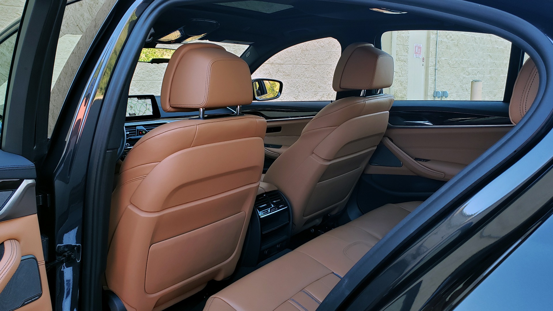 Used 2018 BMW 5 SERIES 540I M-SPORT / DRVR ASST / EXEC PKG / NAV / SUNROOF / HUD / REARVIEW for sale Sold at Formula Imports in Charlotte NC 28227 63