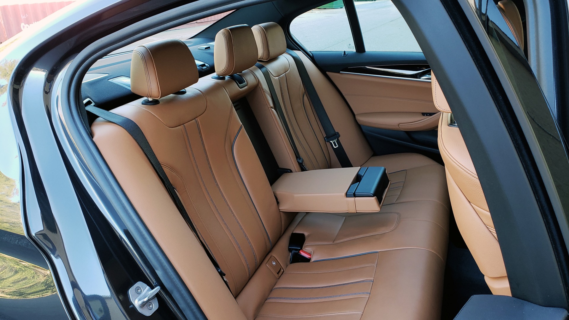Used 2018 BMW 5 SERIES 540I M-SPORT / DRVR ASST / EXEC PKG / NAV / SUNROOF / HUD / REARVIEW for sale Sold at Formula Imports in Charlotte NC 28227 73