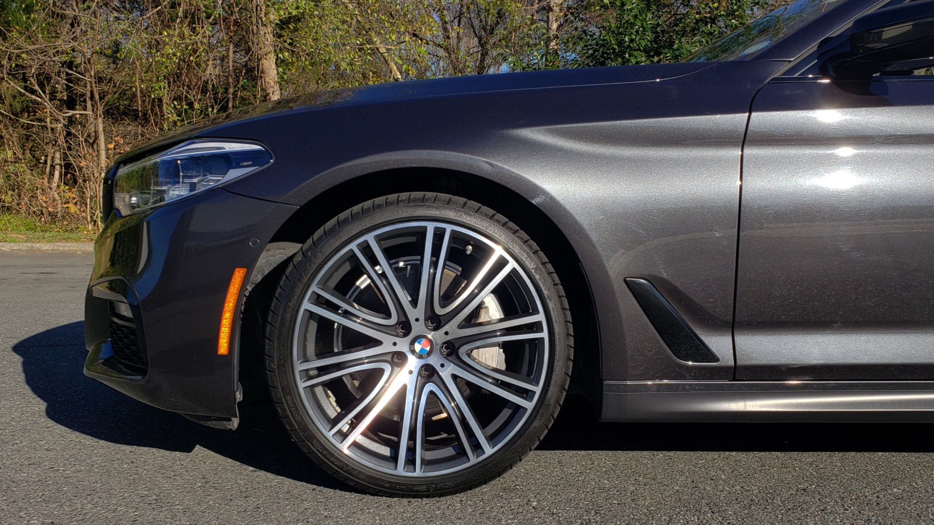 Used 2018 BMW 5 SERIES 540I M-SPORT / DRVR ASST / EXEC PKG / NAV / SUNROOF / HUD / REARVIEW for sale Sold at Formula Imports in Charlotte NC 28227 78