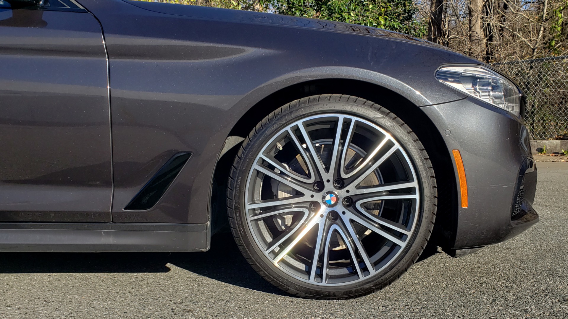 Used 2018 BMW 5 SERIES 540I M-SPORT / DRVR ASST / EXEC PKG / NAV / SUNROOF / HUD / REARVIEW for sale Sold at Formula Imports in Charlotte NC 28227 81