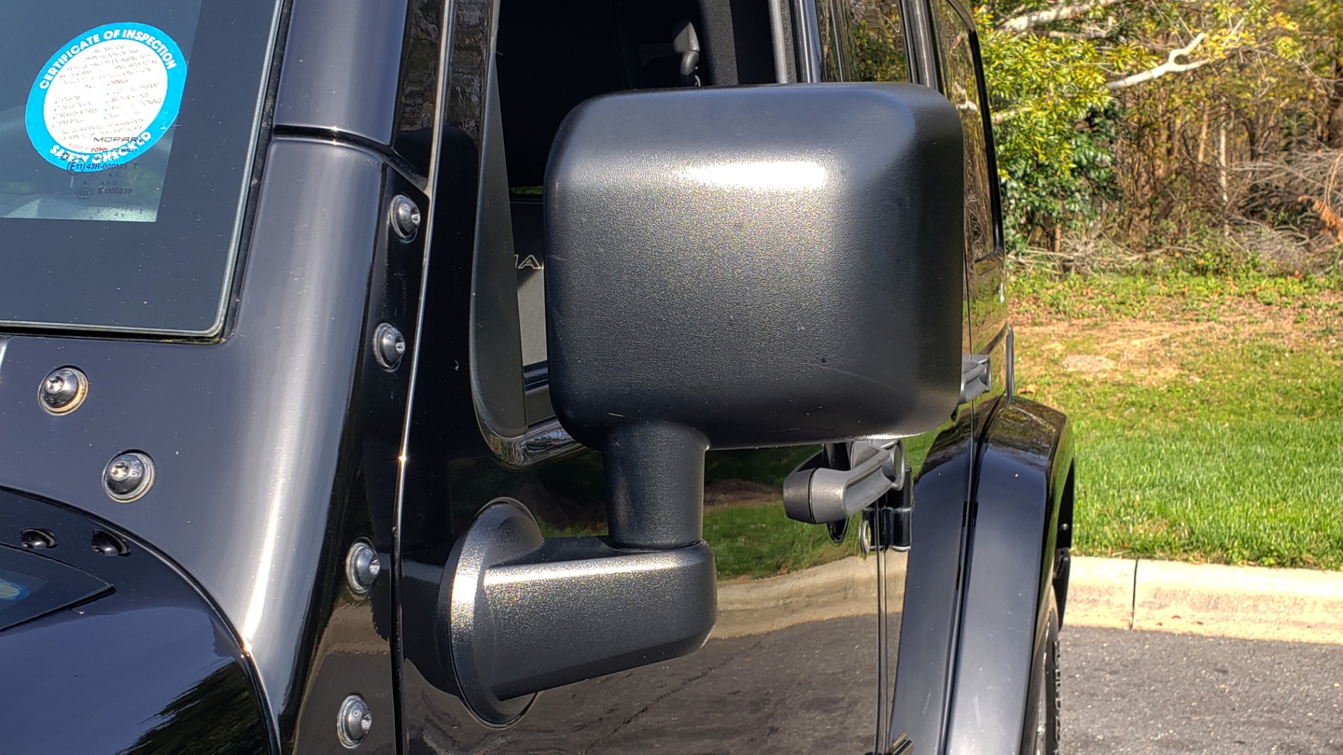 Used 2017 Jeep WRANGLER UNLIMITED SAHARA 4X4 / NAV / 3-PC FREEDOM TOP / 3.6L V6 / 5-SPD AUTO for sale Sold at Formula Imports in Charlotte NC 28227 14