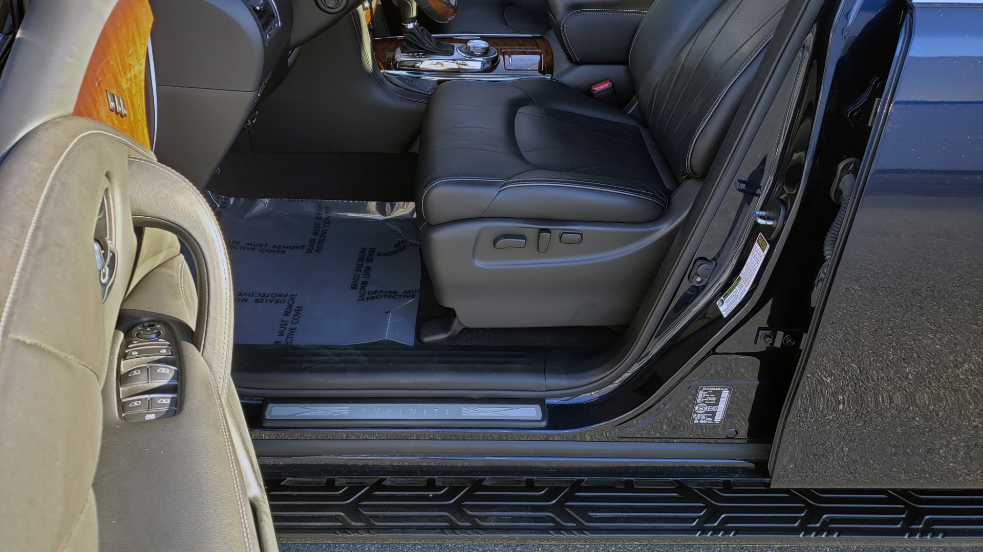 Used 2017 INFINITI QX80 4WD / NAV / SUNROOF / 3-ROW / THEATER PKG / REARVIEW for sale Sold at Formula Imports in Charlotte NC 28227 34