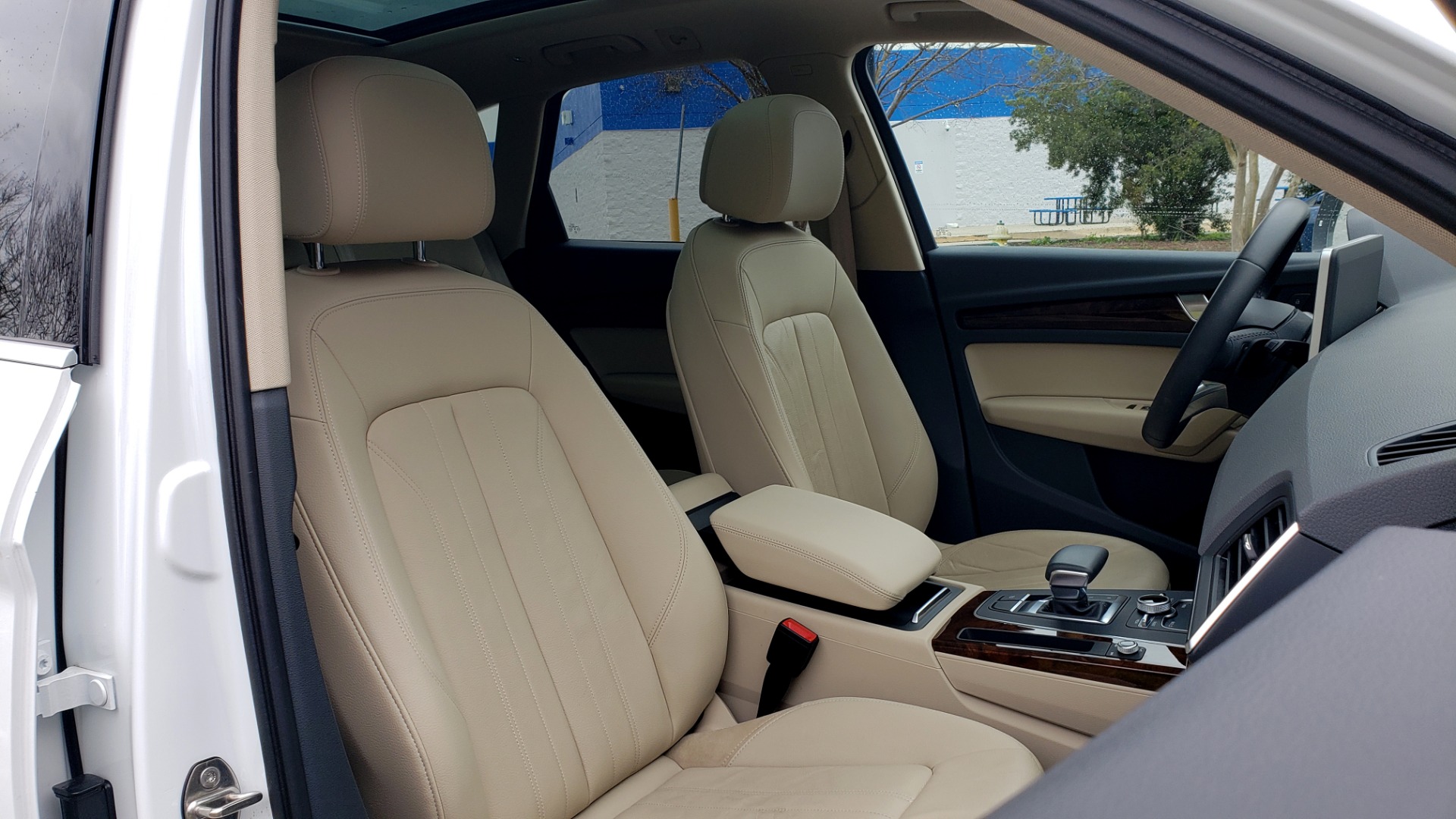 Used 2018 Audi Q5 PREMIUM PLUS / NAV PKG / SUNROOF / CLD WTHR / REARVIEW for sale Sold at Formula Imports in Charlotte NC 28227 76