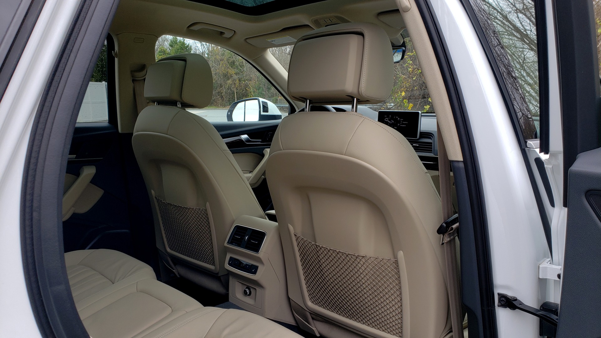 Used 2018 Audi Q5 PREMIUM PLUS / NAV PKG / SUNROOF / CLD WTHR / REARVIEW for sale Sold at Formula Imports in Charlotte NC 28227 83