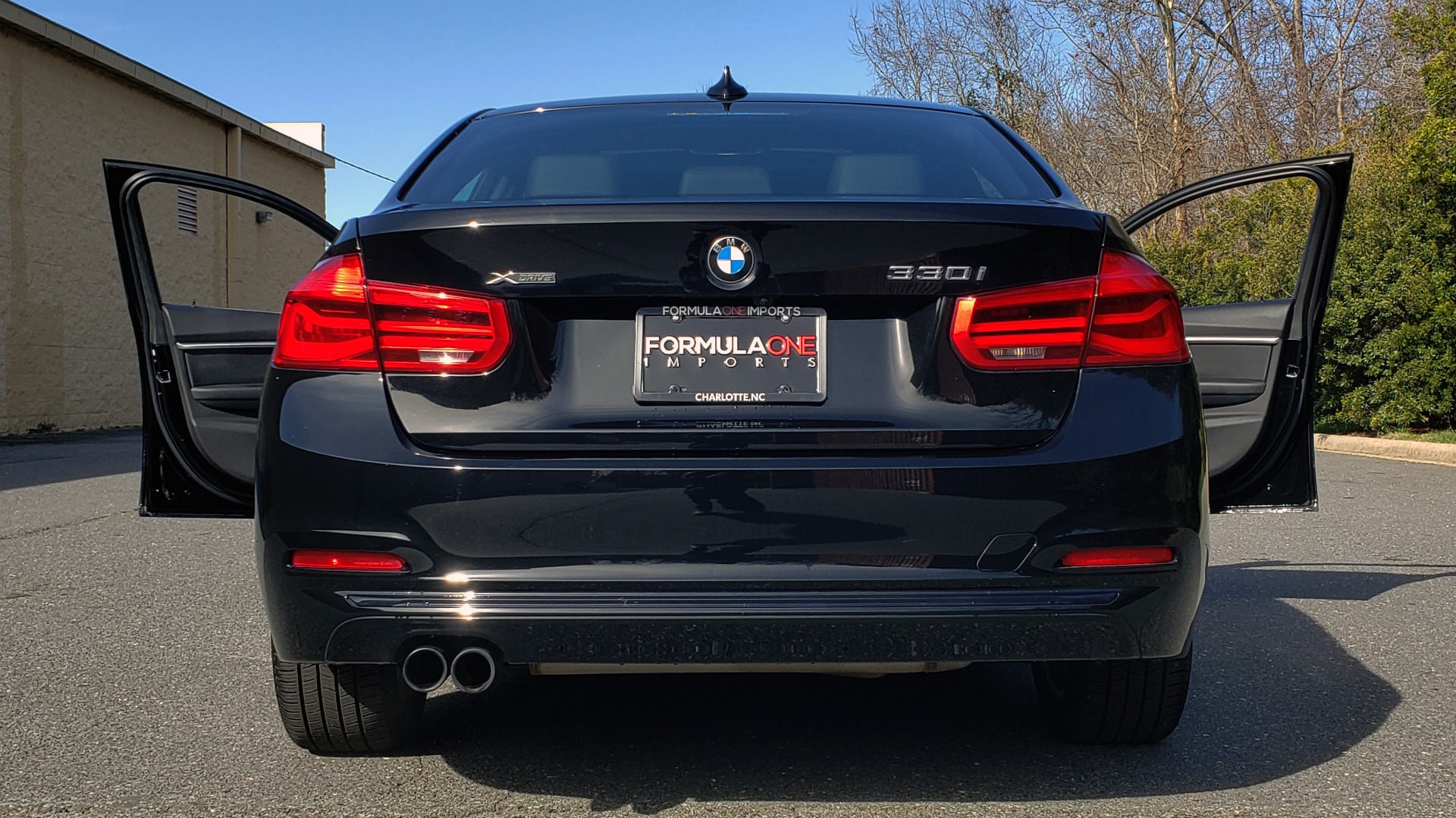 Used 2018 BMW 3 SERIES 330I XDRIVE / CONV PKG / NAV / HTD STS / SUNROOF / REARVIEW for sale Sold at Formula Imports in Charlotte NC 28227 23