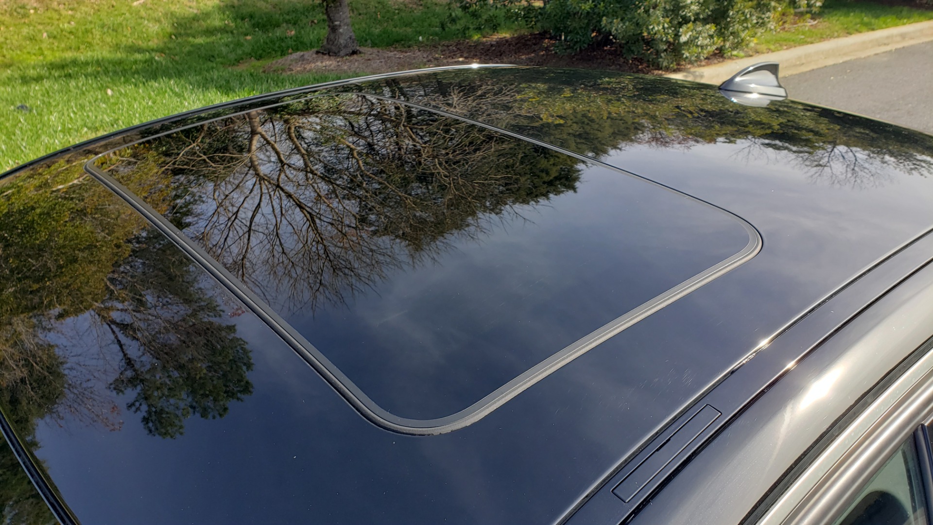 Used 2018 BMW 3 SERIES 330I XDRIVE / CONV PKG / NAV / HTD STS / SUNROOF / REARVIEW for sale Sold at Formula Imports in Charlotte NC 28227 7
