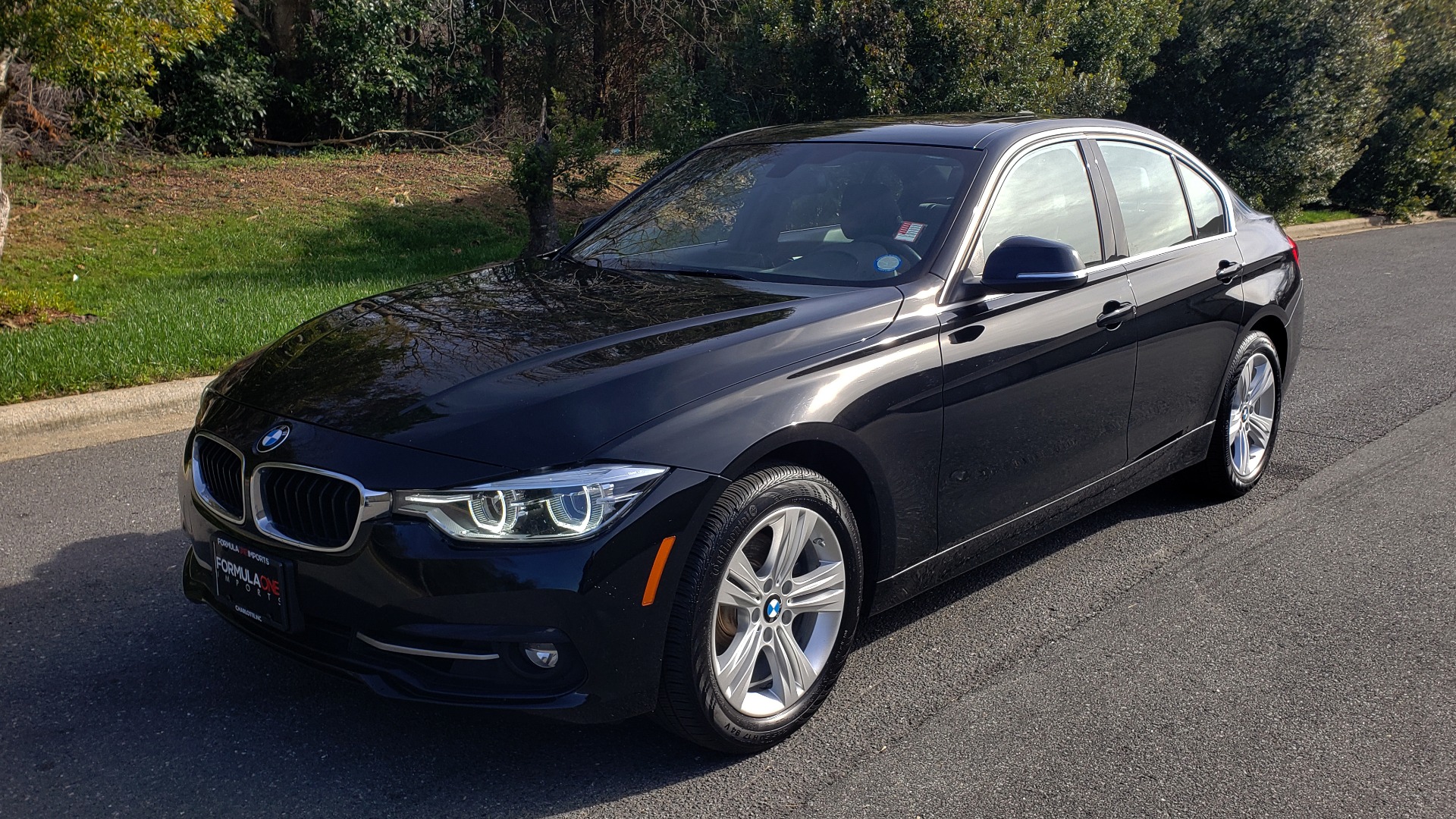 Used 2018 BMW 3 SERIES 330I XDRIVE / CONV PKG / NAV / HTD STS / SUNROOF / REARVIEW for sale Sold at Formula Imports in Charlotte NC 28227 1