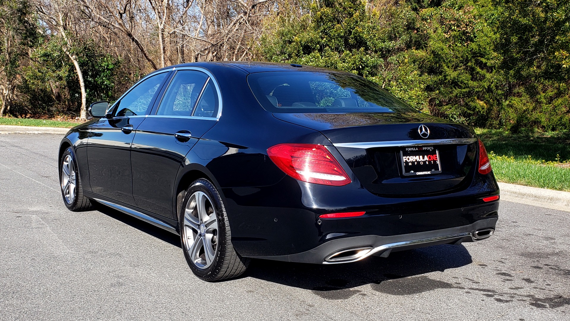 Used 2017 Mercedes-Benz E-CLASS E 300 PREMIUM / NAV / SUNROOF / BURMESTER / HTD STS / REARVIEW for sale Sold at Formula Imports in Charlotte NC 28227 3