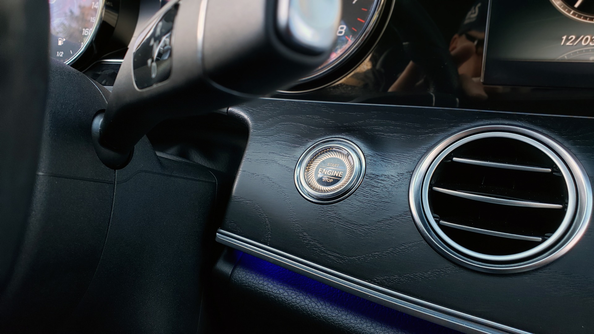 Used 2017 Mercedes-Benz E-CLASS E 300 PREMIUM / NAV / SUNROOF / BURMESTER / HTD STS / REARVIEW for sale Sold at Formula Imports in Charlotte NC 28227 48