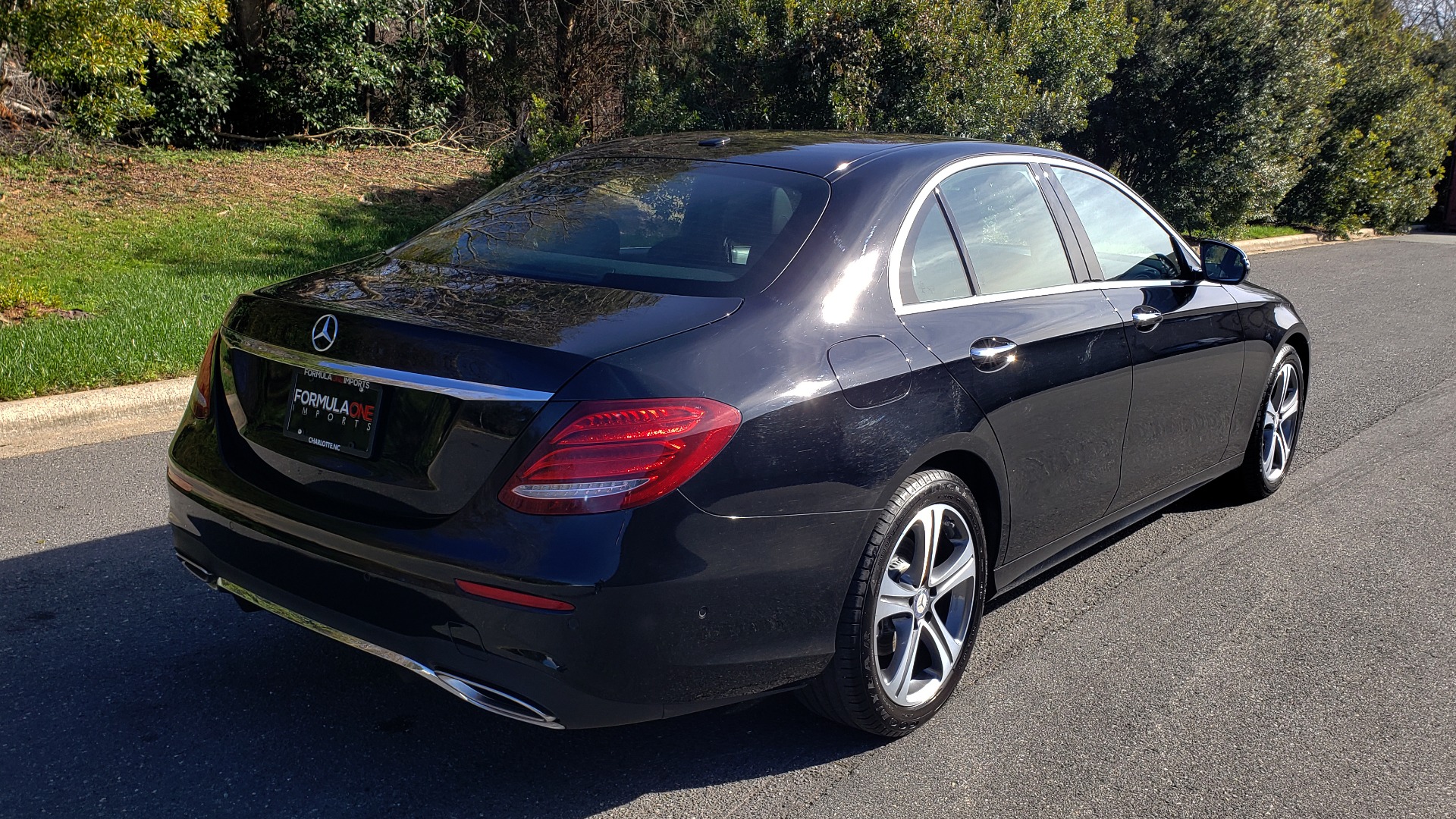 Used 2017 Mercedes-Benz E-CLASS E 300 PREMIUM / NAV / SUNROOF / BURMESTER / HTD STS / REARVIEW for sale Sold at Formula Imports in Charlotte NC 28227 6