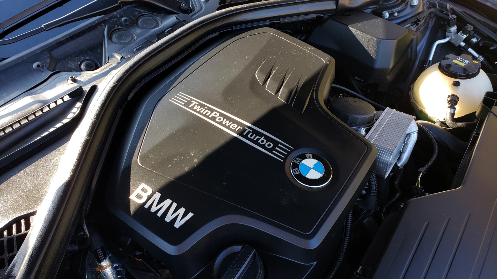 Used 2016 BMW 3 SERIES 328I / DRVR ASST / SUNROOF / PARK DIST CNTRL / REARVIEW for sale Sold at Formula Imports in Charlotte NC 28227 23