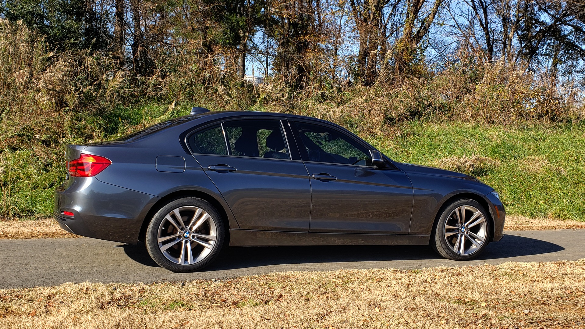 Used 2016 BMW 3 SERIES 328I / DRVR ASST / SUNROOF / PARK DIST CNTRL / REARVIEW for sale Sold at Formula Imports in Charlotte NC 28227 7