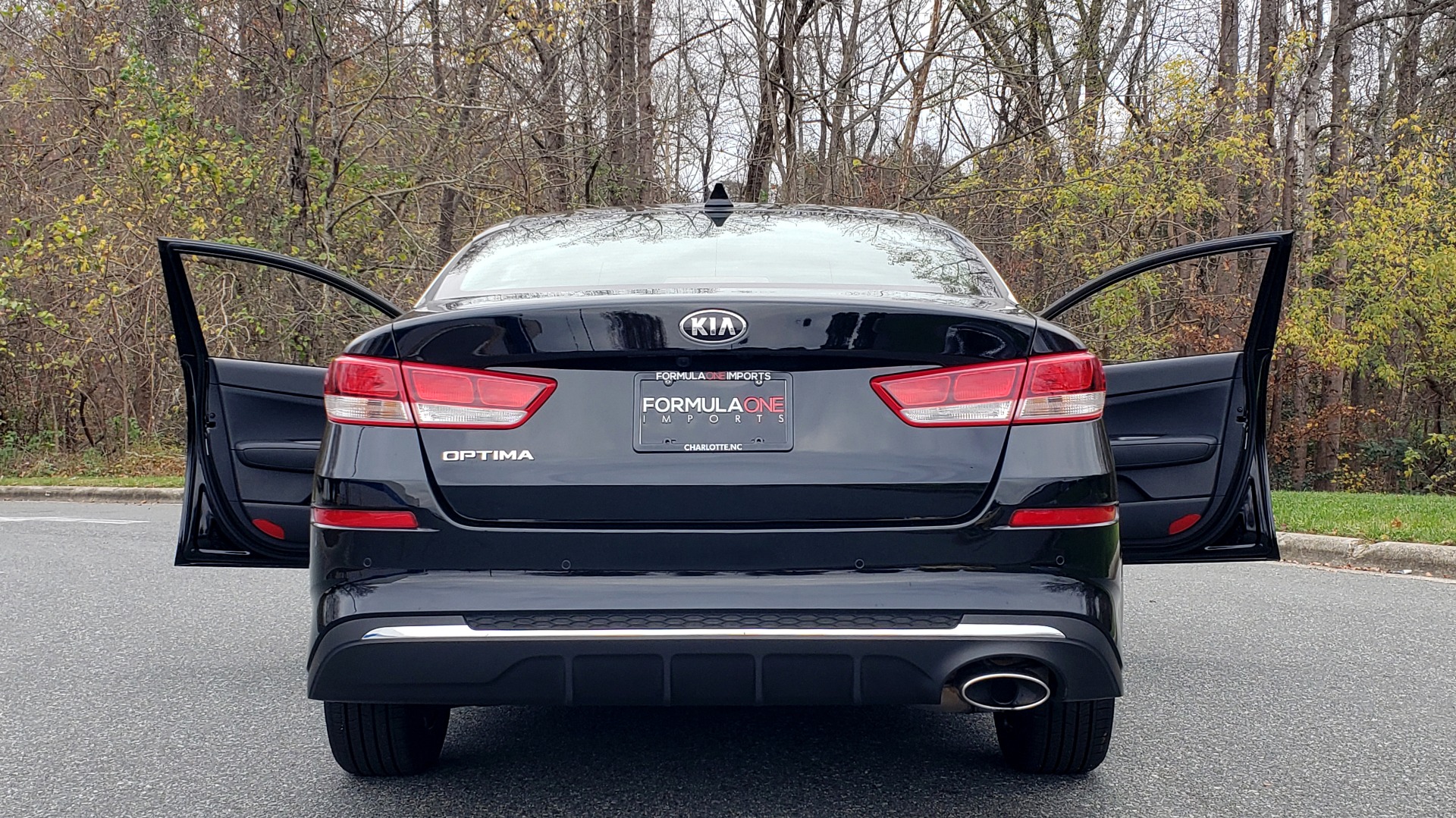 Used 2019 Kia OPTIMA LX AUTO / 2.4L 4-CYL / 6-SPD AUTO / REARVIEW / LOW MILES for sale Sold at Formula Imports in Charlotte NC 28227 24