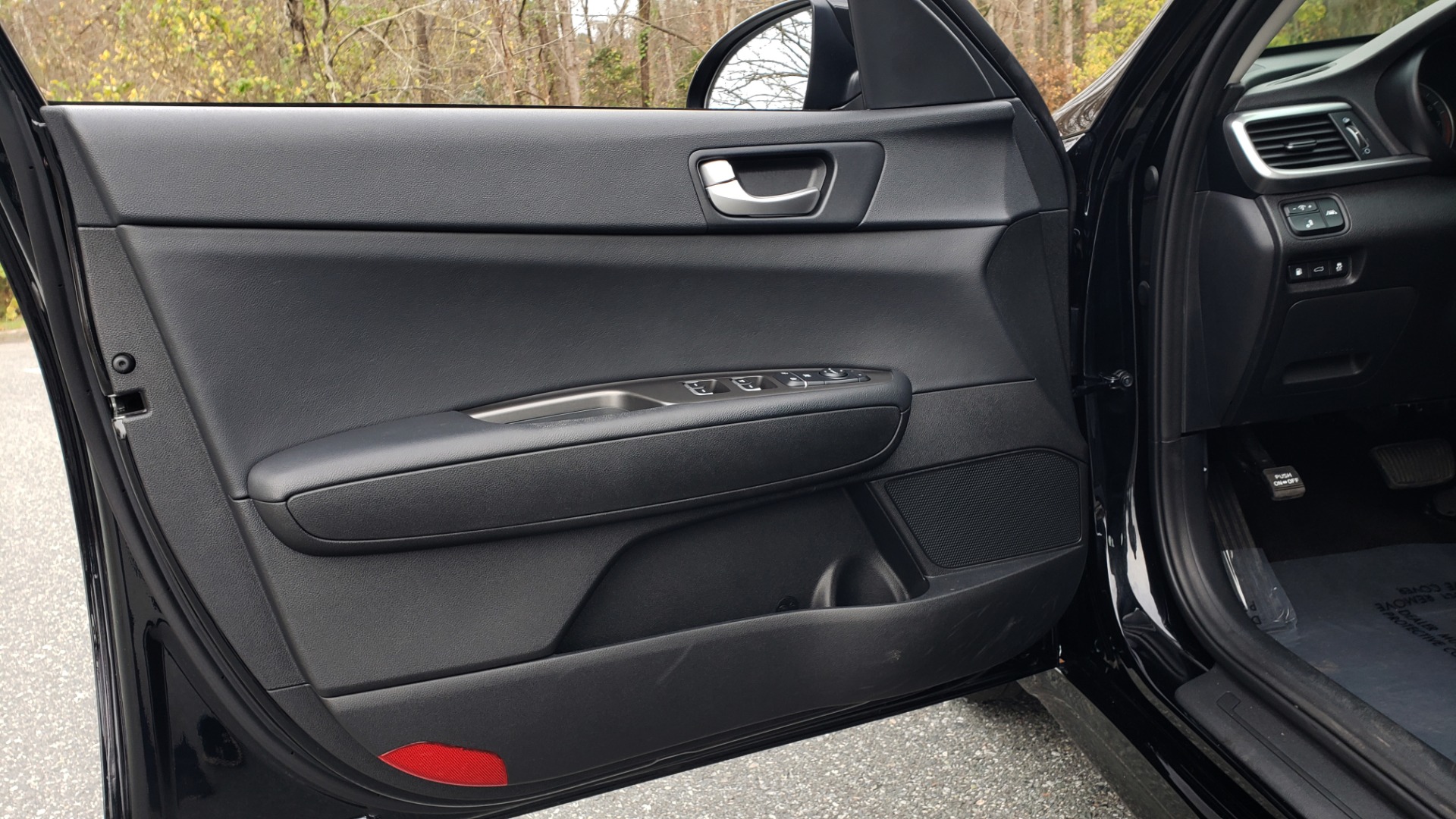 Used 2019 Kia OPTIMA LX AUTO / 2.4L 4-CYL / 6-SPD AUTO / REARVIEW / LOW MILES for sale Sold at Formula Imports in Charlotte NC 28227 28