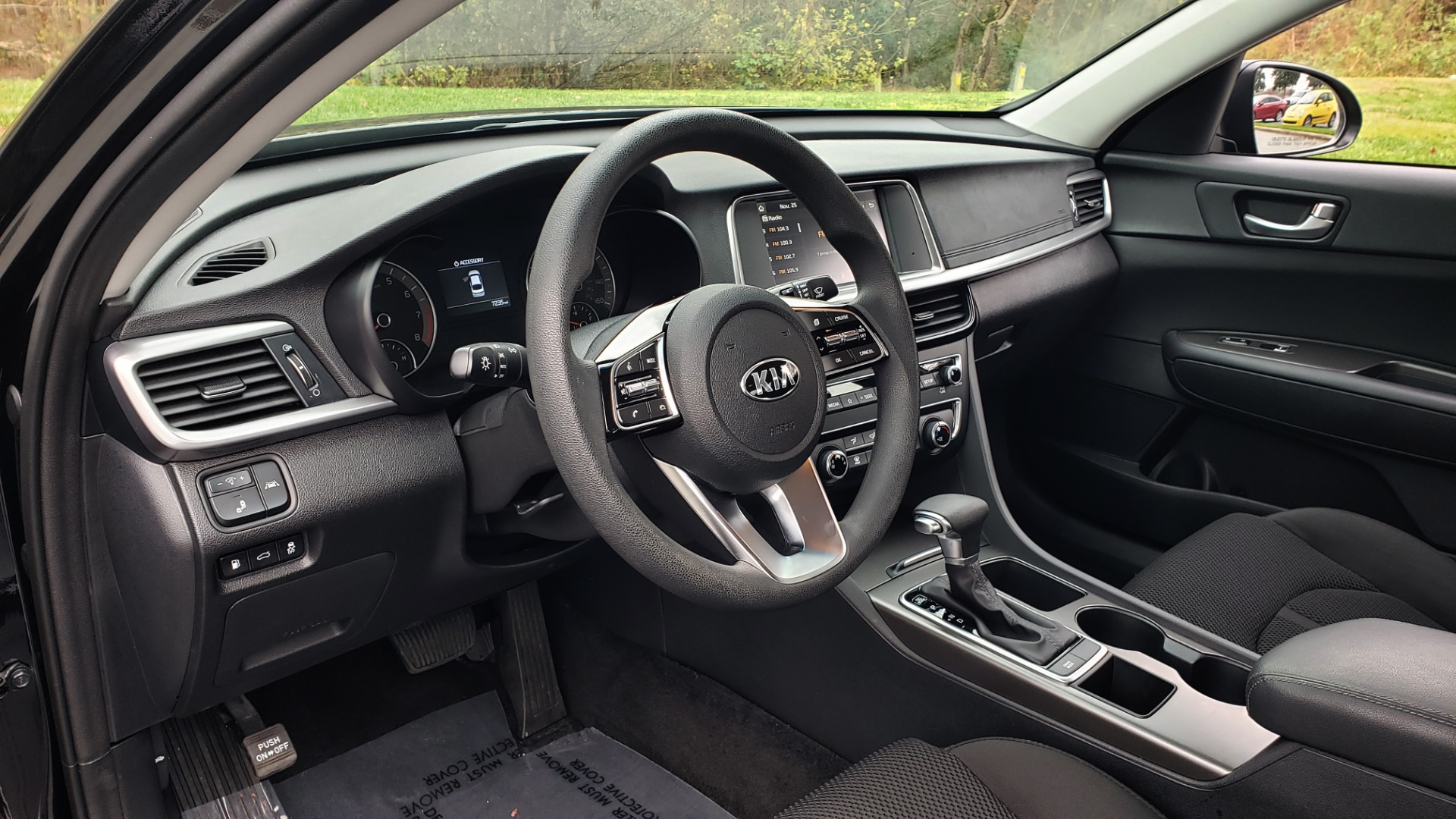 Used 2019 Kia OPTIMA LX AUTO / 2.4L 4-CYL / 6-SPD AUTO / REARVIEW / LOW MILES for sale Sold at Formula Imports in Charlotte NC 28227 33