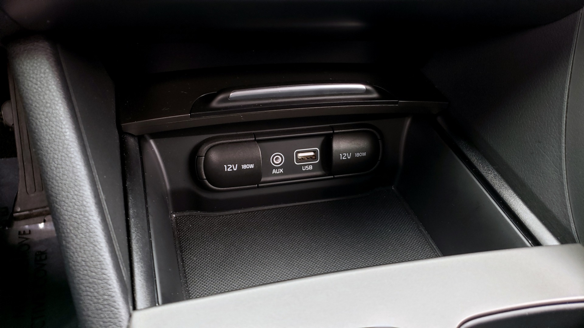 Used 2019 Kia OPTIMA LX AUTO / 2.4L 4-CYL / 6-SPD AUTO / REARVIEW / LOW MILES for sale Sold at Formula Imports in Charlotte NC 28227 43