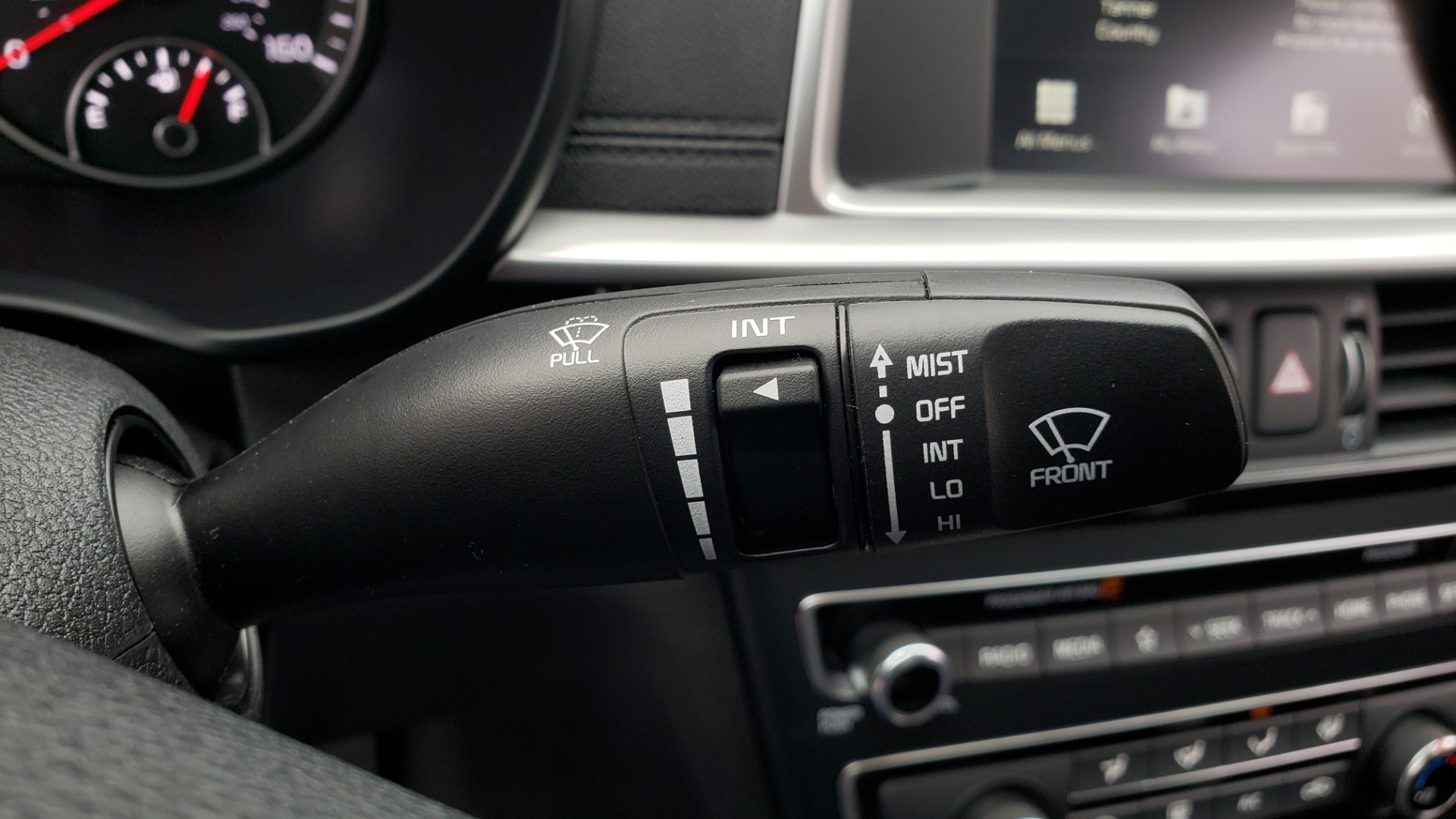 Used 2019 Kia OPTIMA LX AUTO / 2.4L 4-CYL / 6-SPD AUTO / REARVIEW / LOW MILES for sale Sold at Formula Imports in Charlotte NC 28227 49