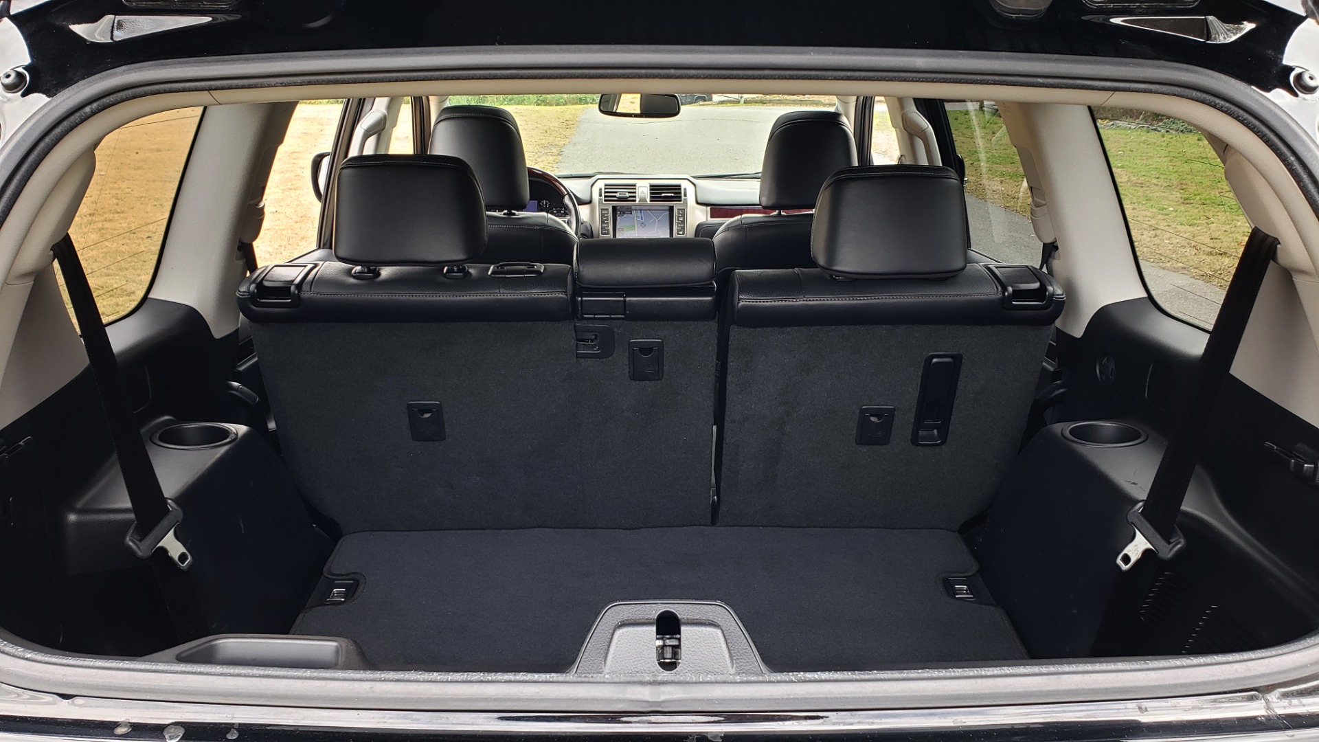 Used 2017 Lexus GX 460 PREMIUM / 4WD / NAV / SUNROOF / 3-ROW / BSM / REARVIEW for sale Sold at Formula Imports in Charlotte NC 28227 17