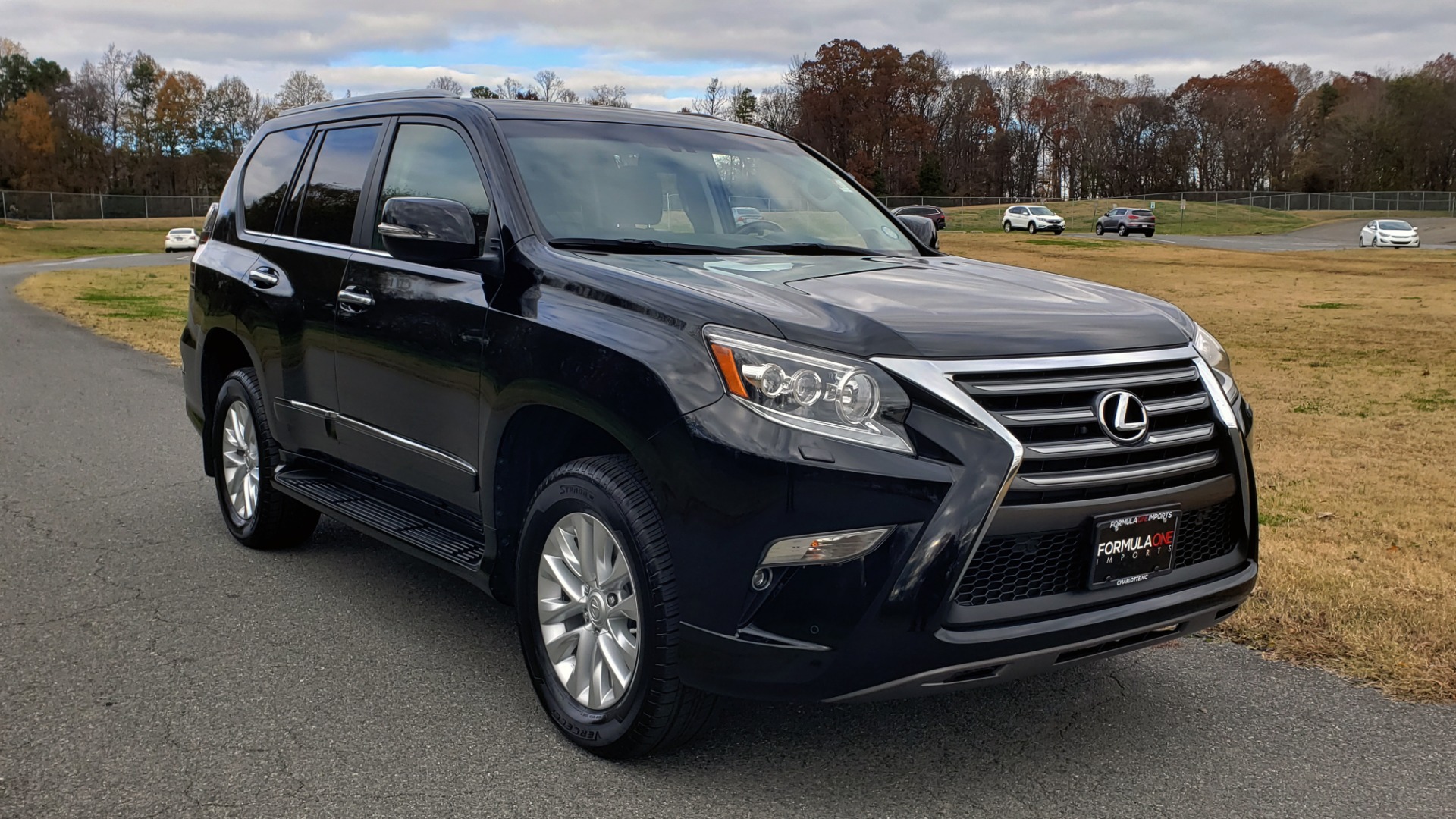 Used 2017 Lexus GX 460 PREMIUM / 4WD / NAV / SUNROOF / 3-ROW / BSM / REARVIEW for sale Sold at Formula Imports in Charlotte NC 28227 4
