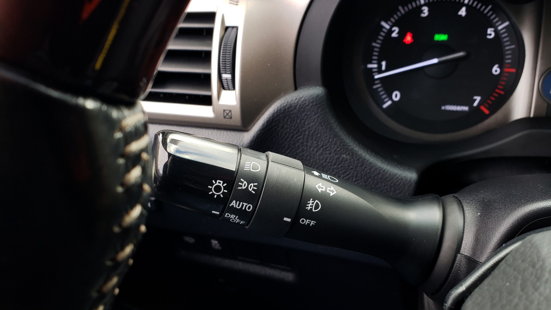 Used 2017 Lexus GX 460 PREMIUM / 4WD / NAV / SUNROOF / 3-ROW / BSM / REARVIEW for sale Sold at Formula Imports in Charlotte NC 28227 42