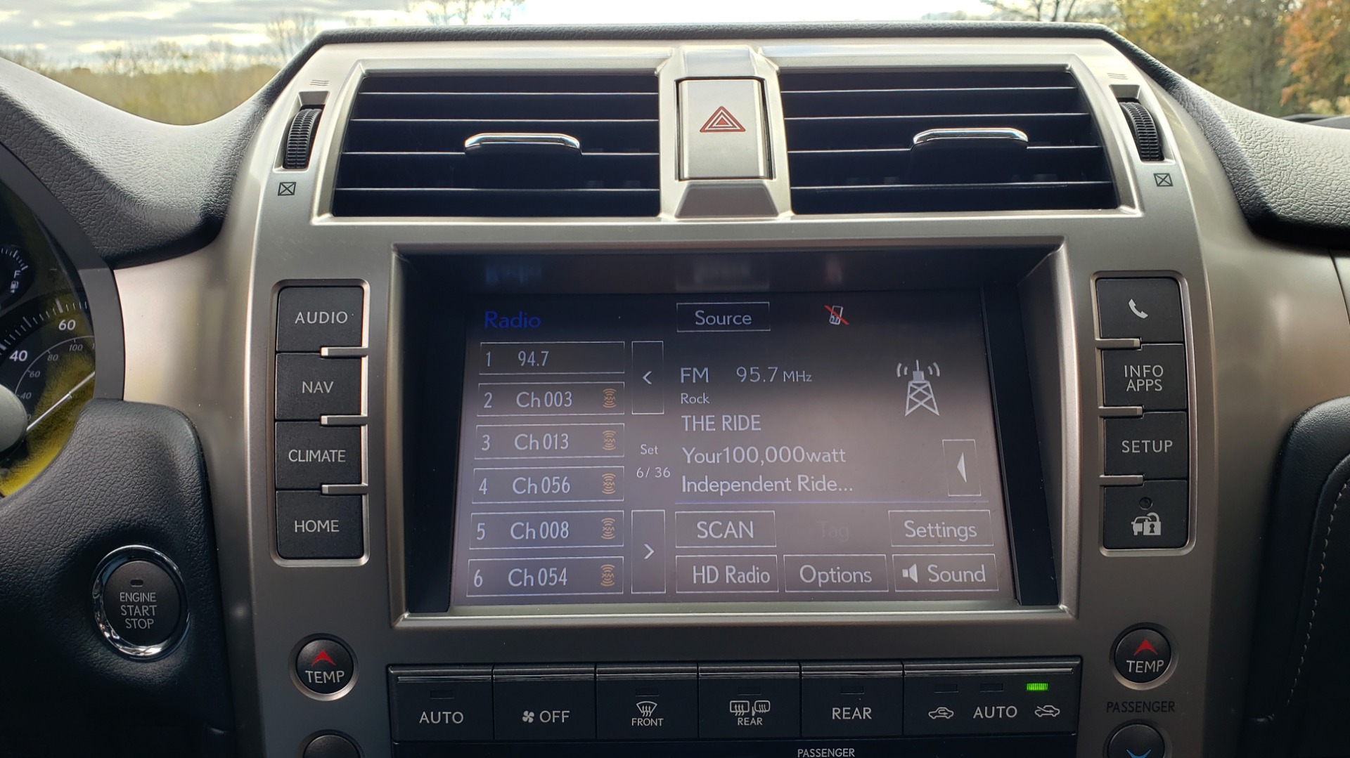 Used 2017 Lexus GX 460 PREMIUM / 4WD / NAV / SUNROOF / 3-ROW / BSM / REARVIEW for sale Sold at Formula Imports in Charlotte NC 28227 47