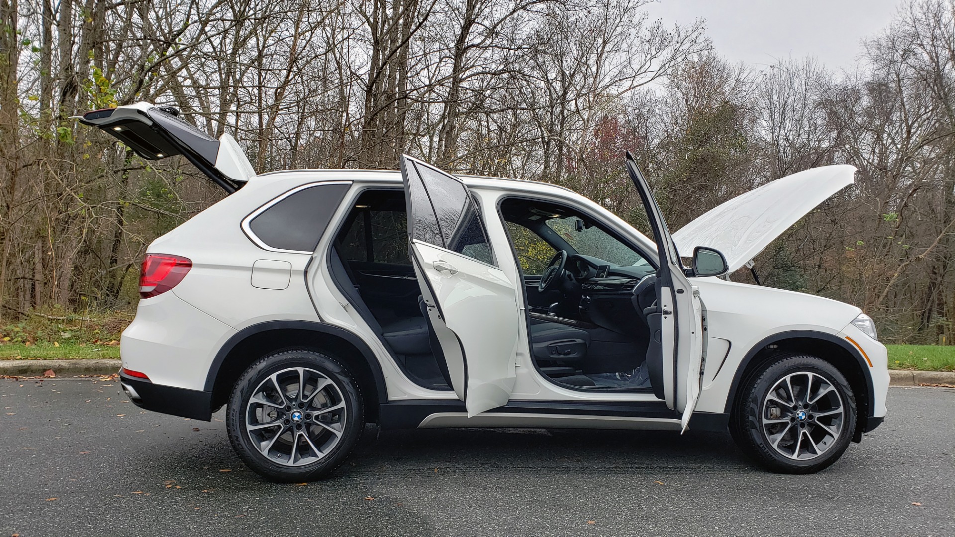 Used 2018 BMW X5 XDRIVE35I / AWD / NAV / HTD STS / SUNROOF / REARVIEW for sale Sold at Formula Imports in Charlotte NC 28227 9