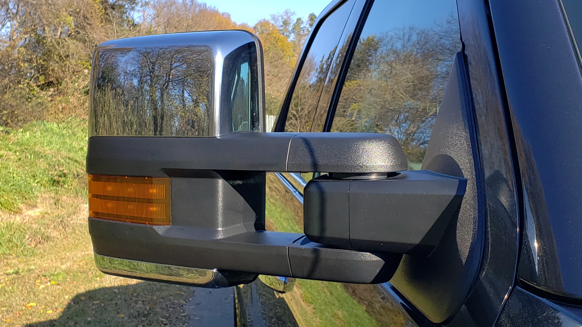 Used 2018 Chevrolet SILVERADO 2500HD LTZ 4WD CREWCAB / DURAMAX / ALLISON / NAV / BOSE / SUNROOF for sale Sold at Formula Imports in Charlotte NC 28227 13