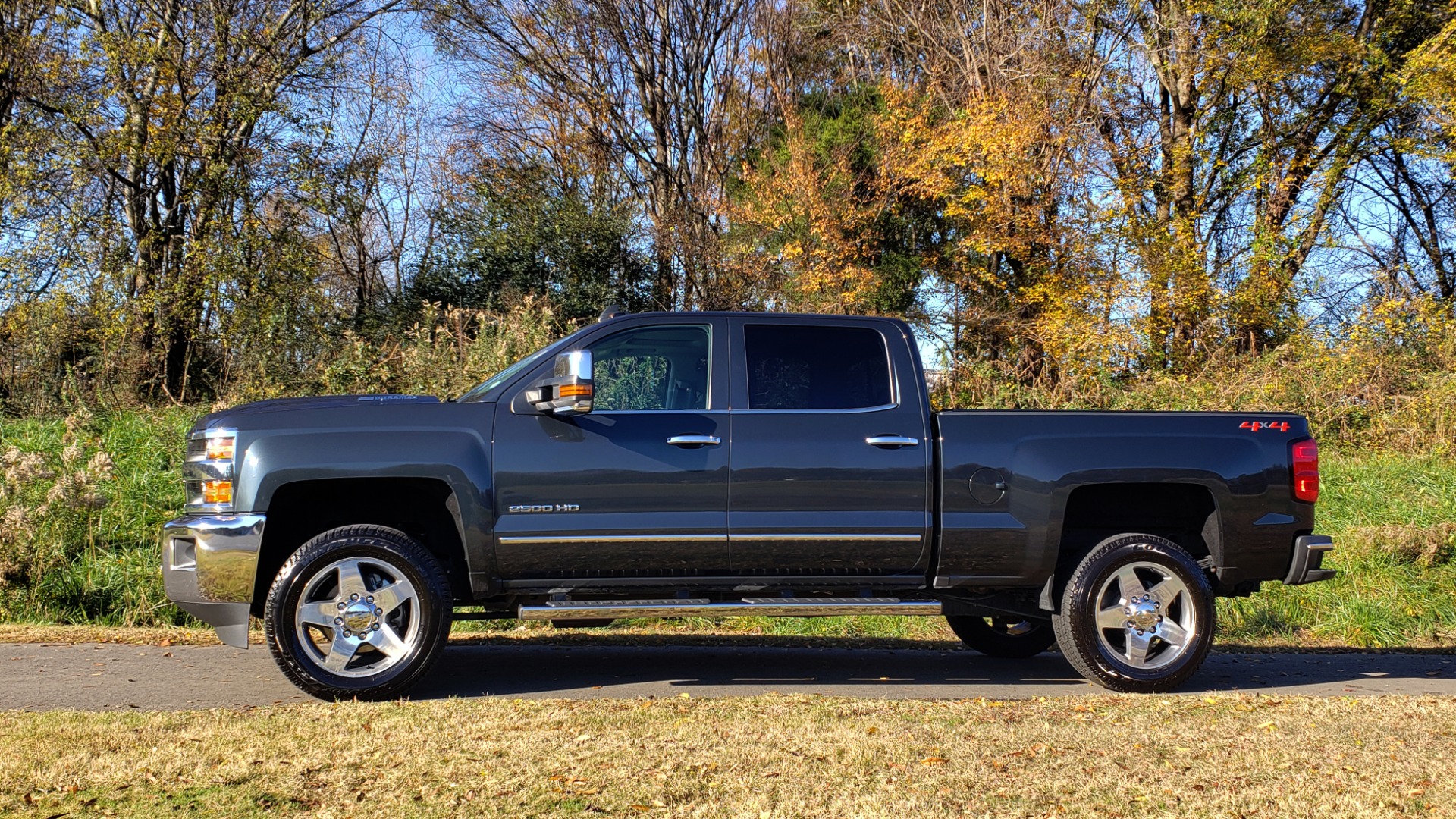 Used 2018 Chevrolet SILVERADO 2500HD LTZ 4WD CREWCAB / DURAMAX / ALLISON / NAV / BOSE / SUNROOF for sale Sold at Formula Imports in Charlotte NC 28227 2