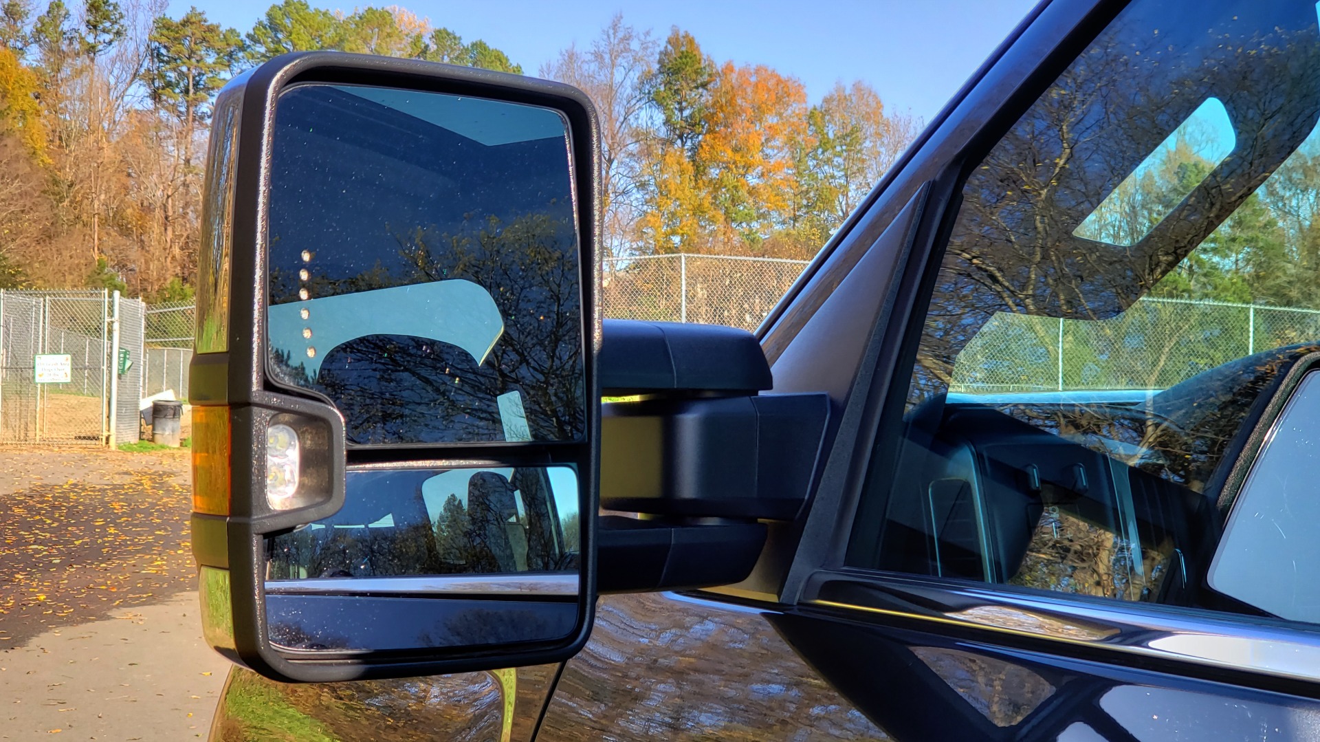 Used 2018 Chevrolet SILVERADO 2500HD LTZ 4WD CREWCAB / DURAMAX / ALLISON / NAV / BOSE / SUNROOF for sale Sold at Formula Imports in Charlotte NC 28227 33
